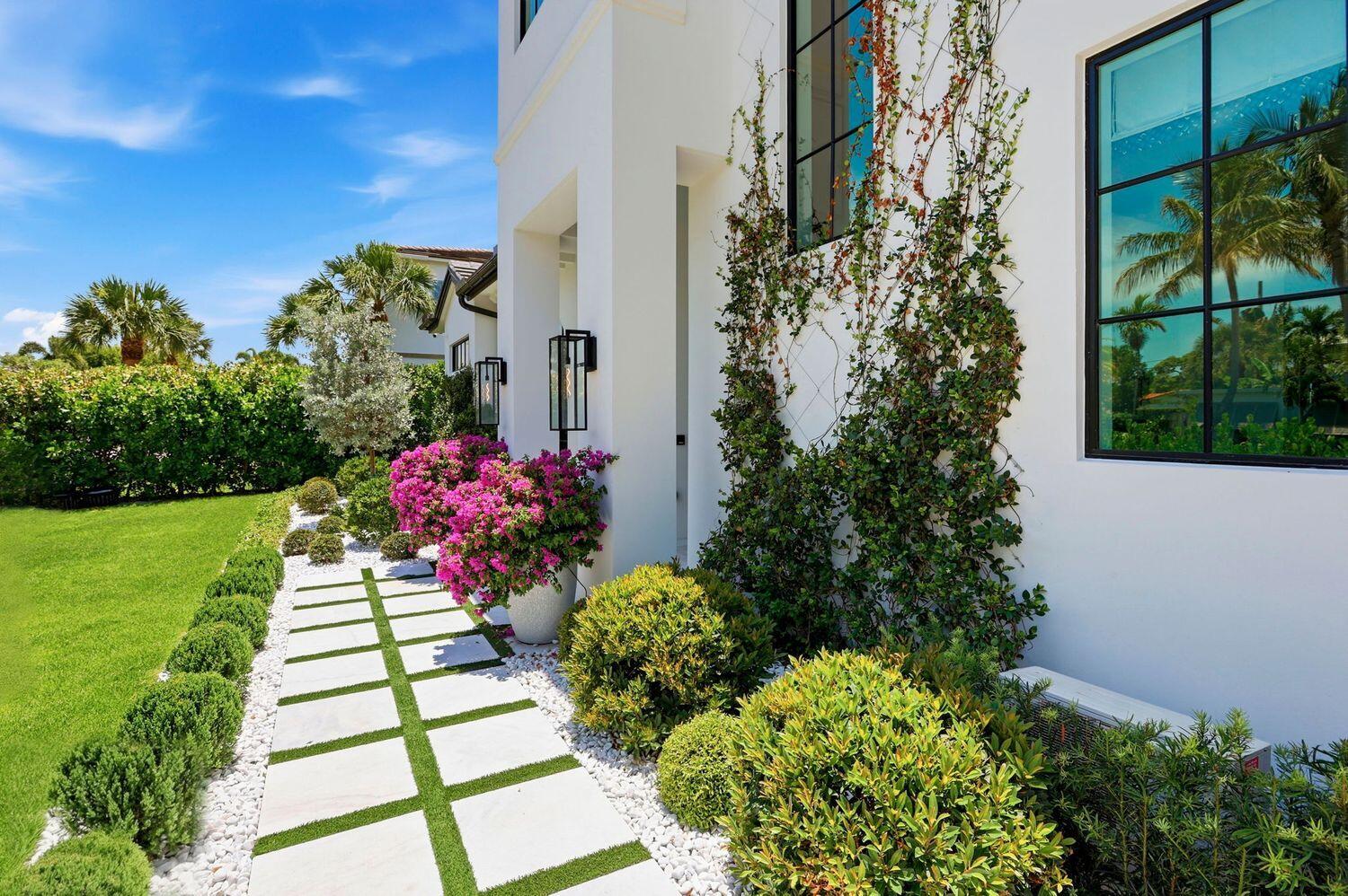 232 Linda Ln West Palm Beach, FL 33405