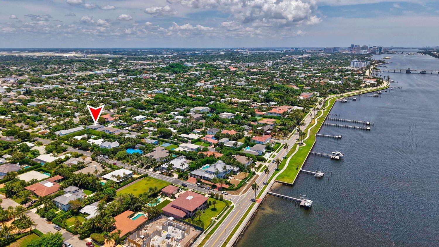 232 Linda Ln West Palm Beach, FL 33405