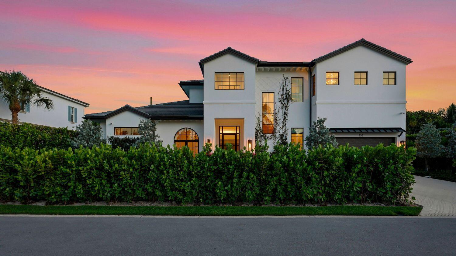 232 Linda Ln West Palm Beach, FL 33405