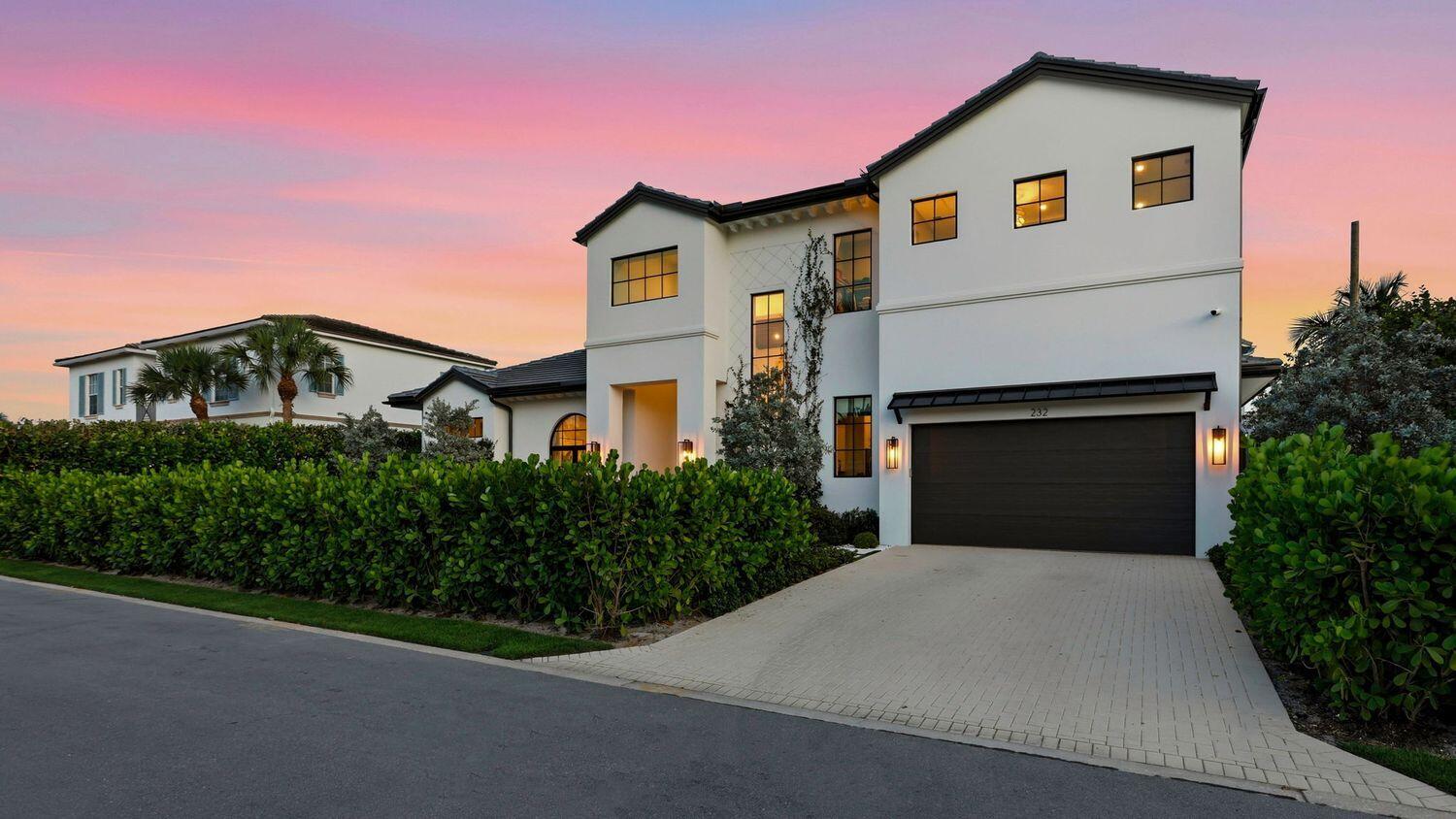 232 Linda Ln West Palm Beach, FL 33405