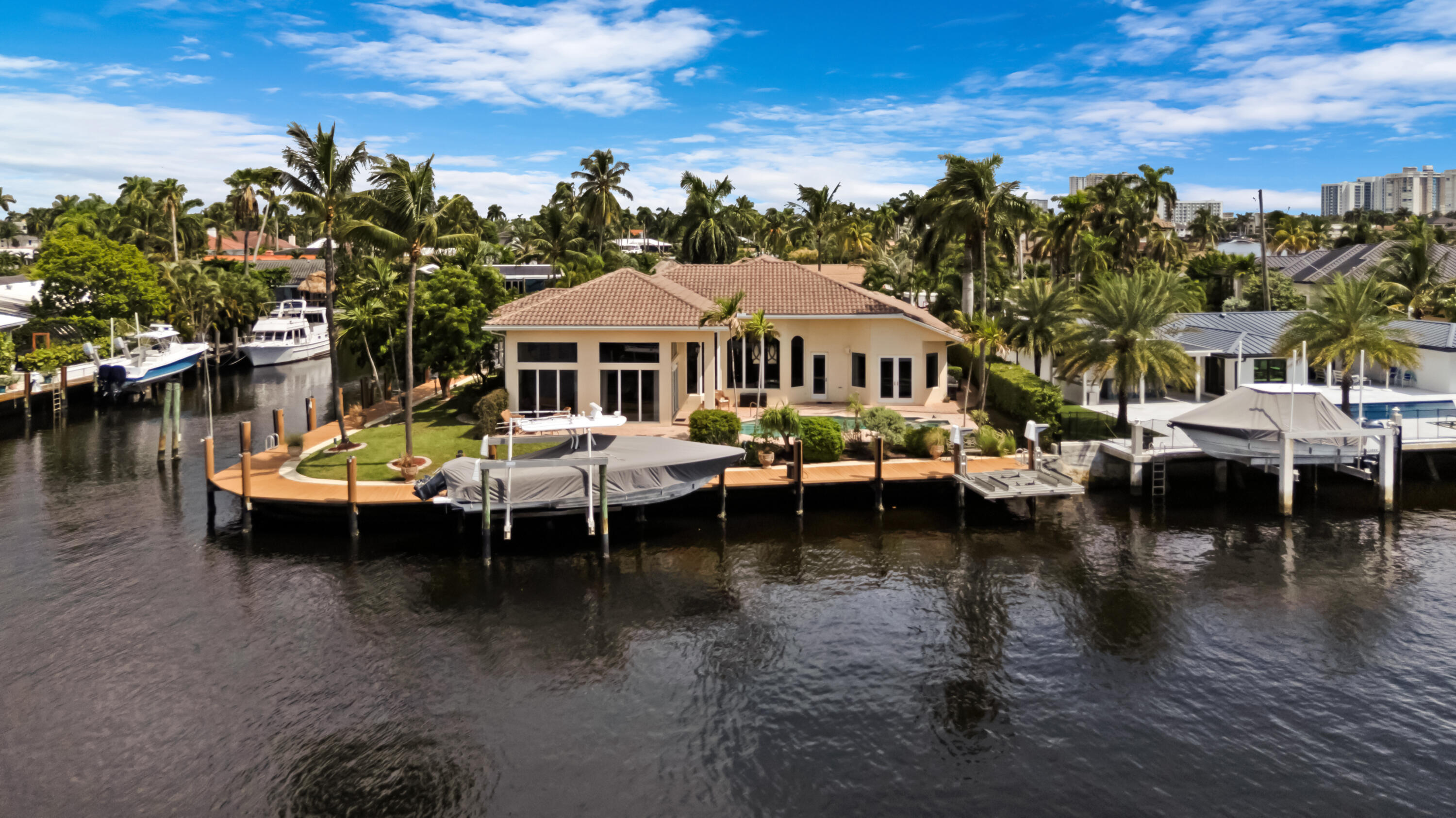 2761 SE 9th St Pompano Beach, FL 33062