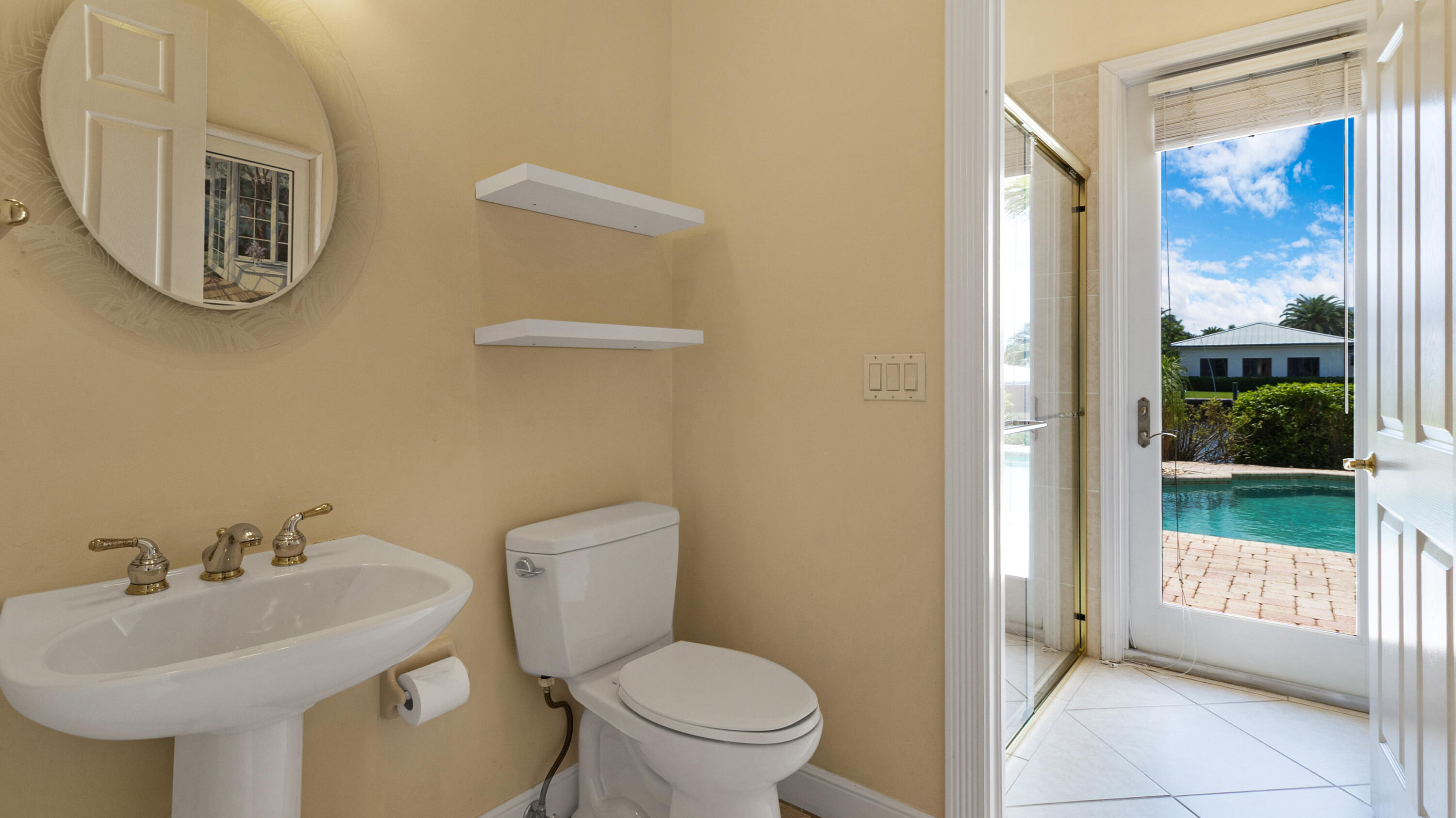 2761 SE 9th St Pompano Beach, FL 33062