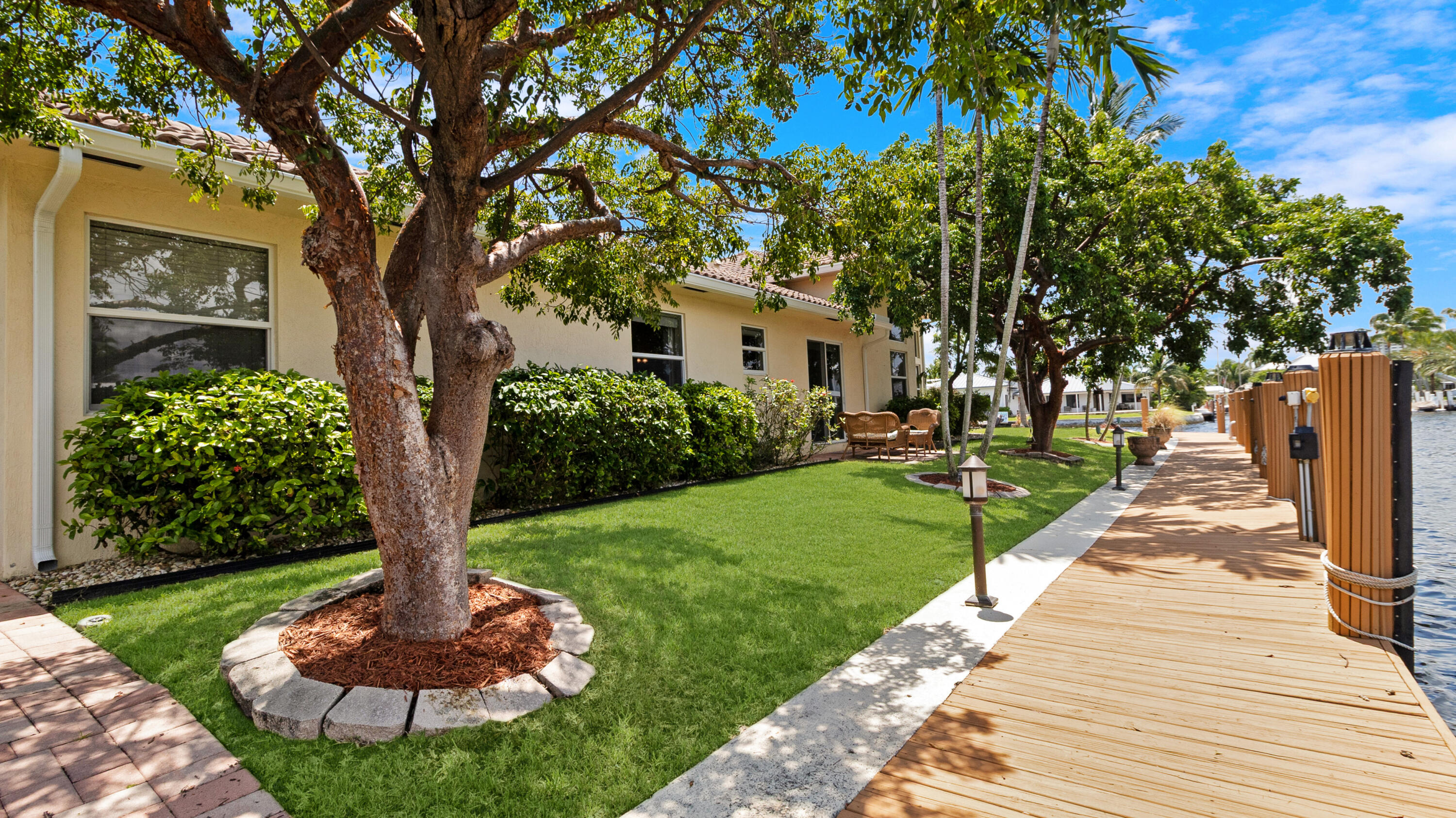 2761 SE 9th St Pompano Beach, FL 33062