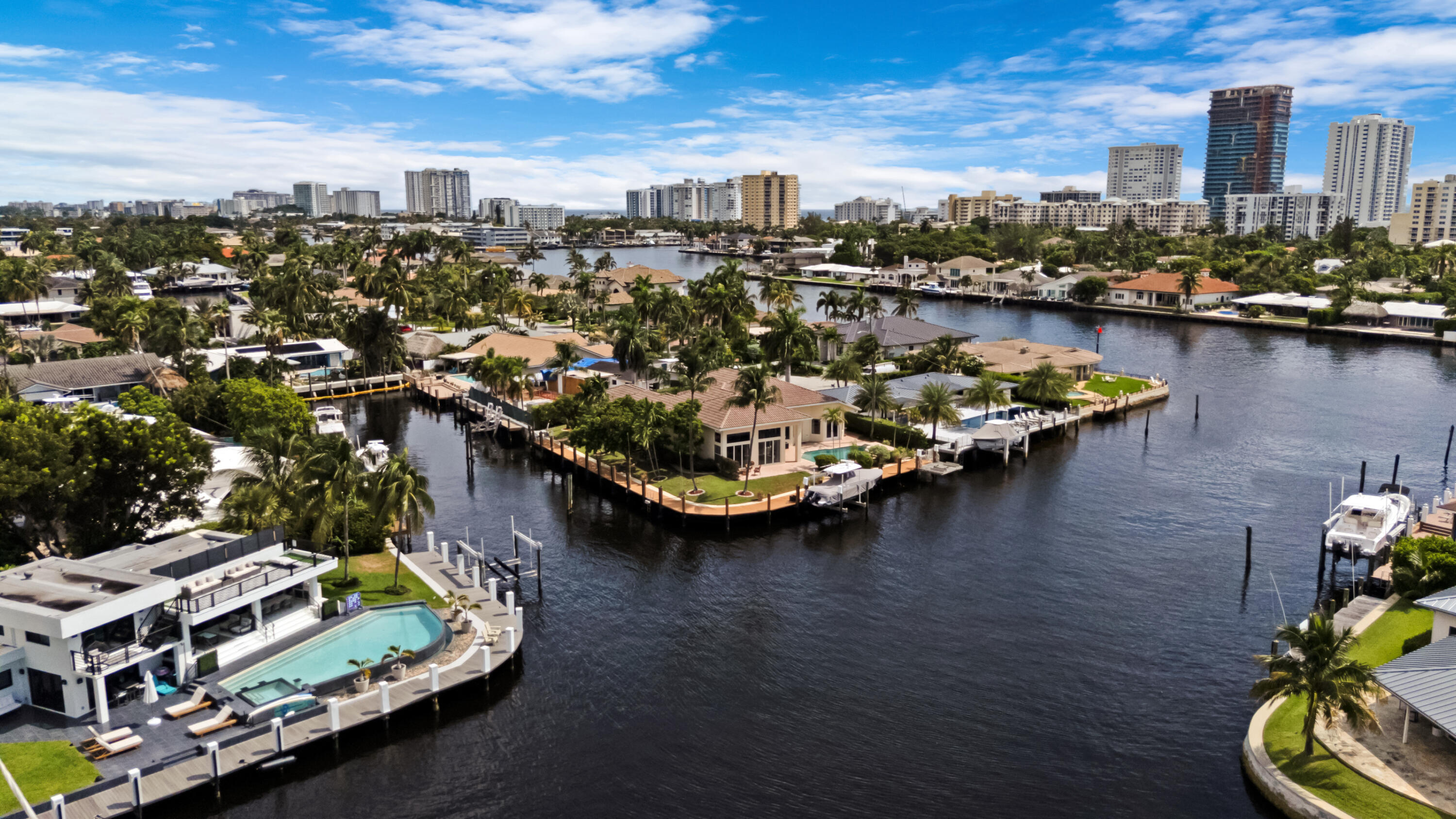 2761 SE 9th St Pompano Beach, FL 33062