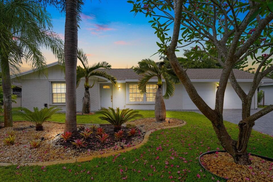 4091 Lakespur Cir