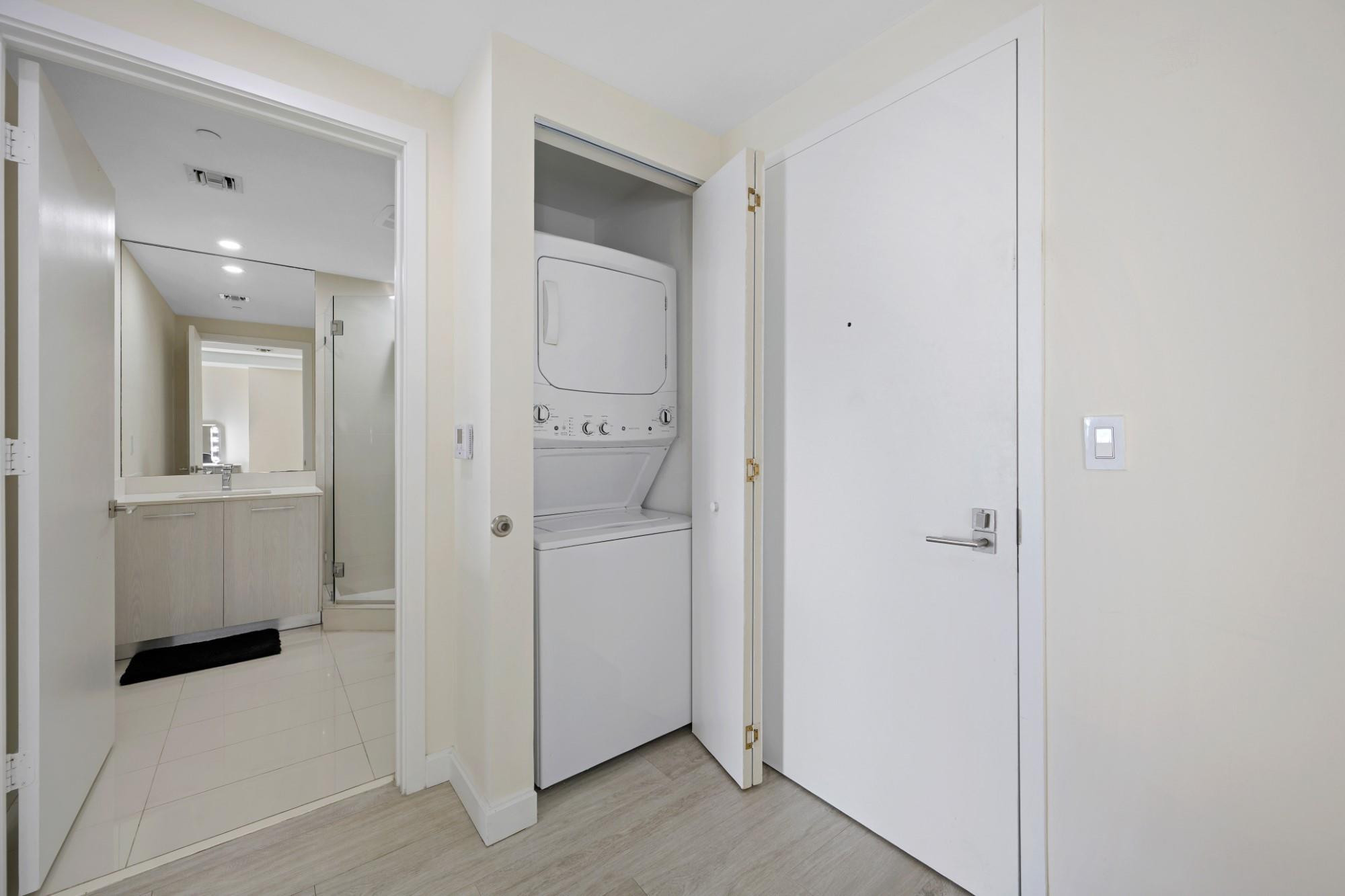 image Brickell Heights West22