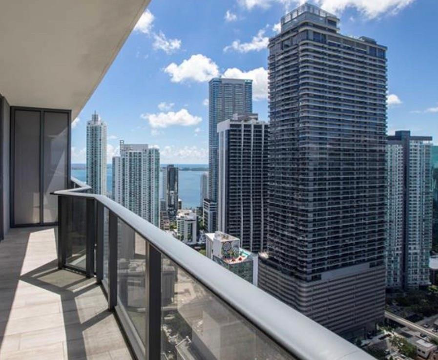 image Brickell Heights West24