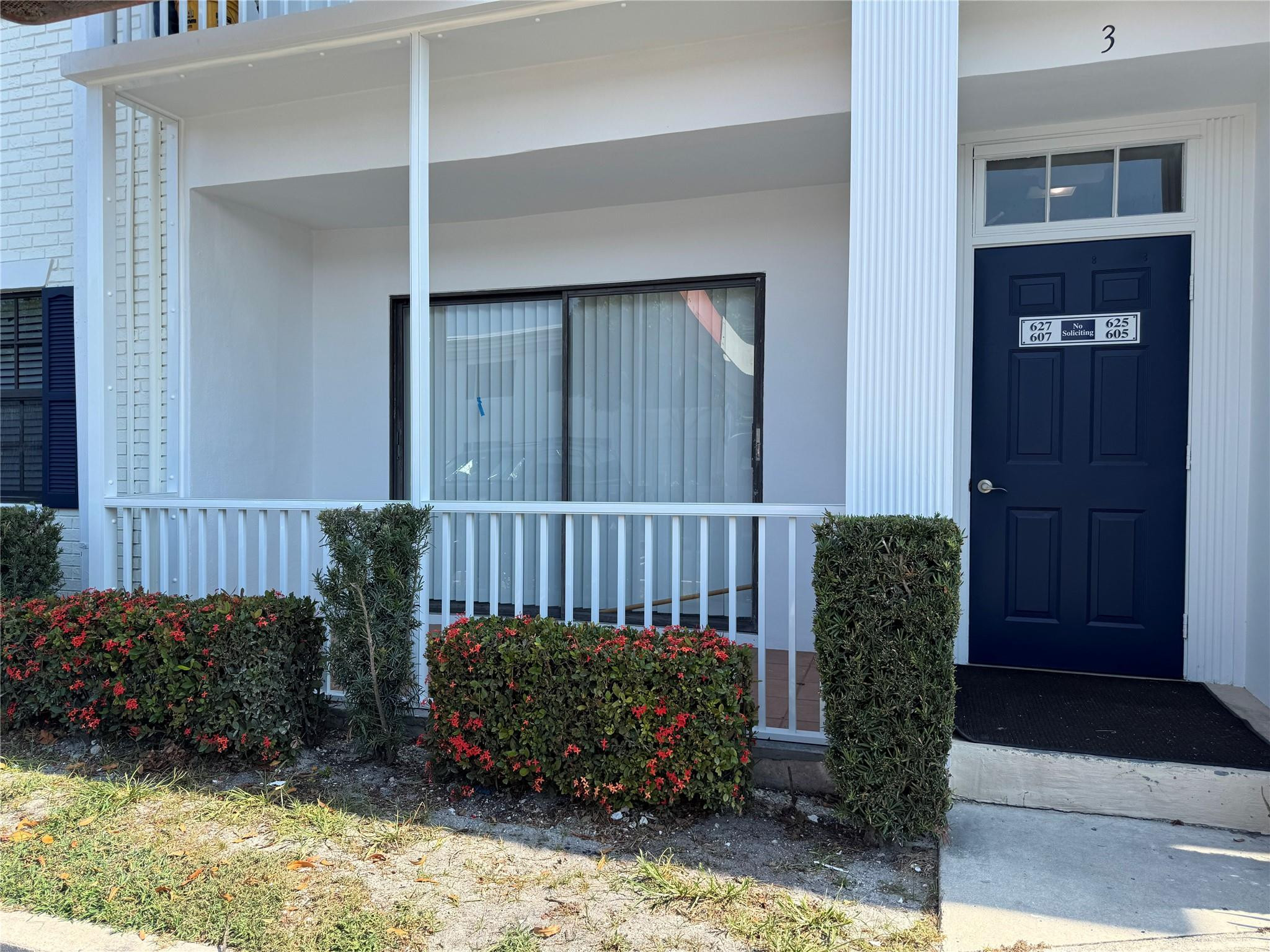 160 Cypress Clb Dr #607