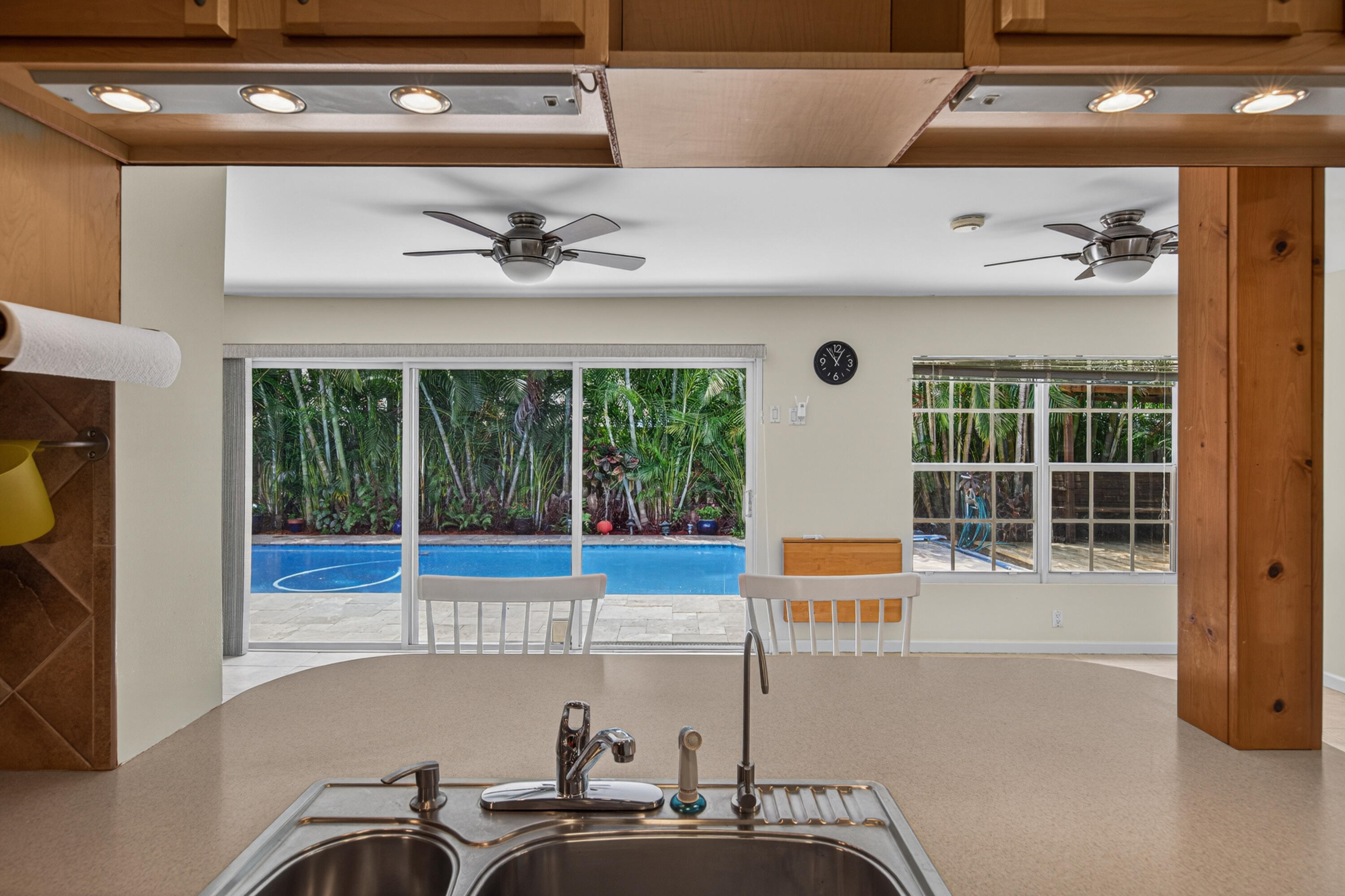 1540 NE 40th St Oakland Park, FL 33334