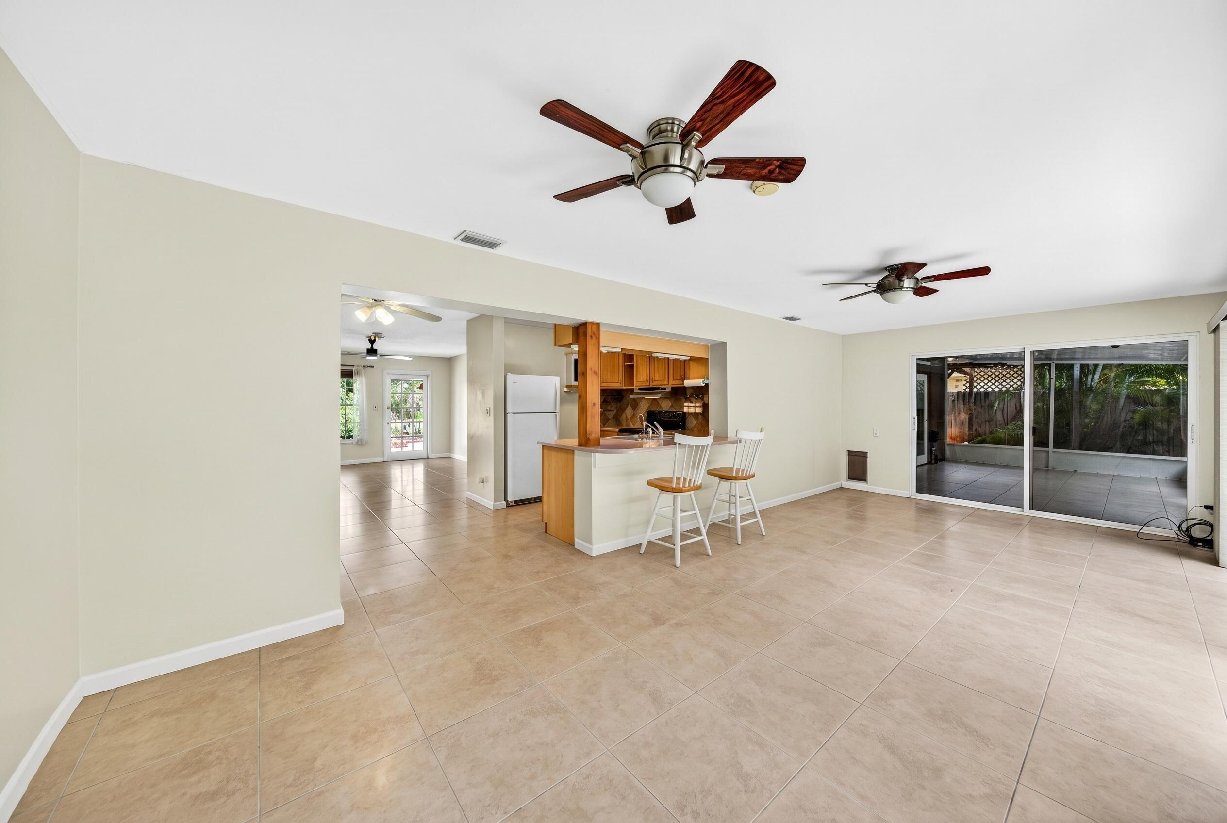 1540 NE 40th St Oakland Park, FL 33334