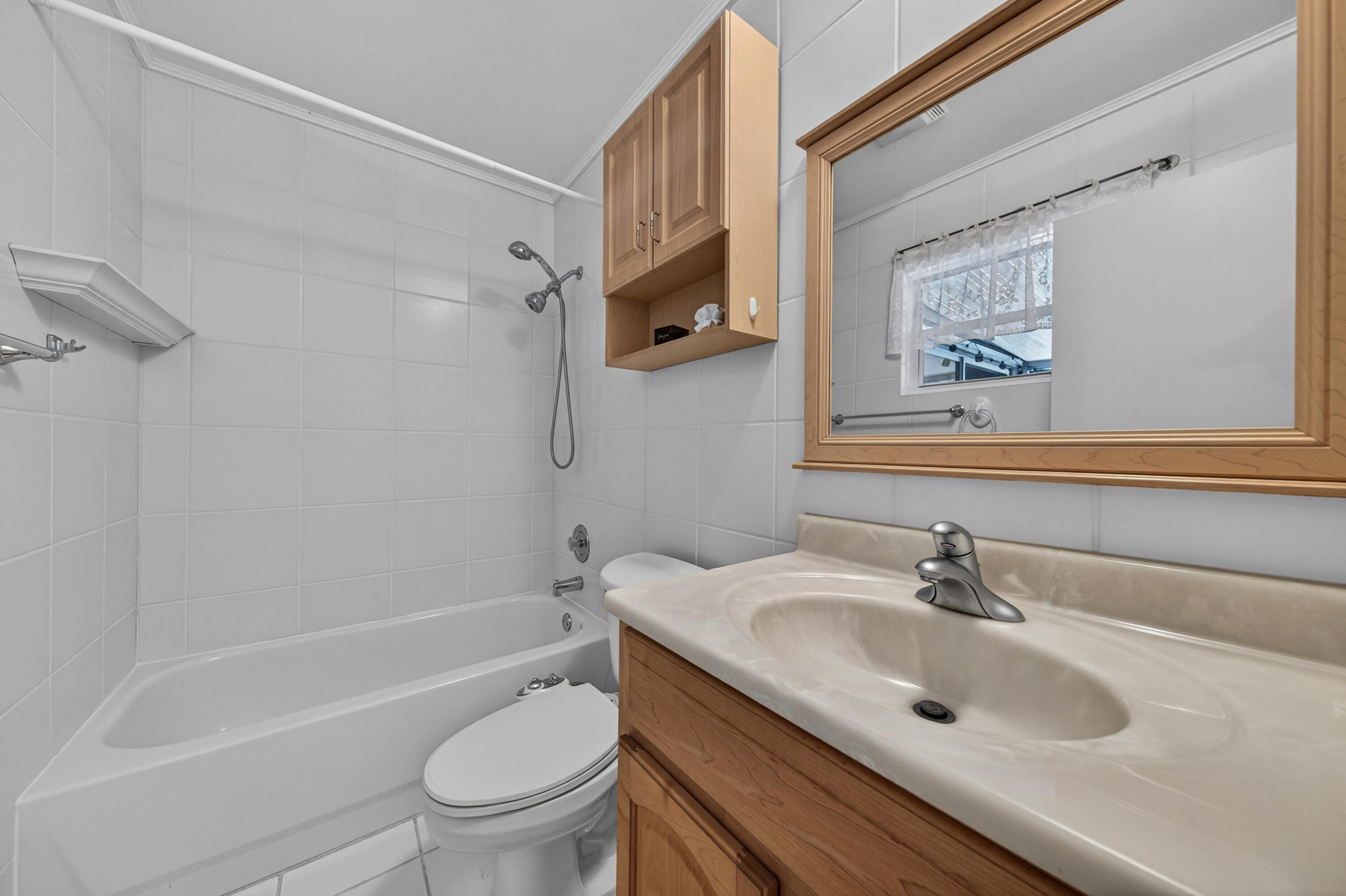 1540 NE 40th St Oakland Park, FL 33334