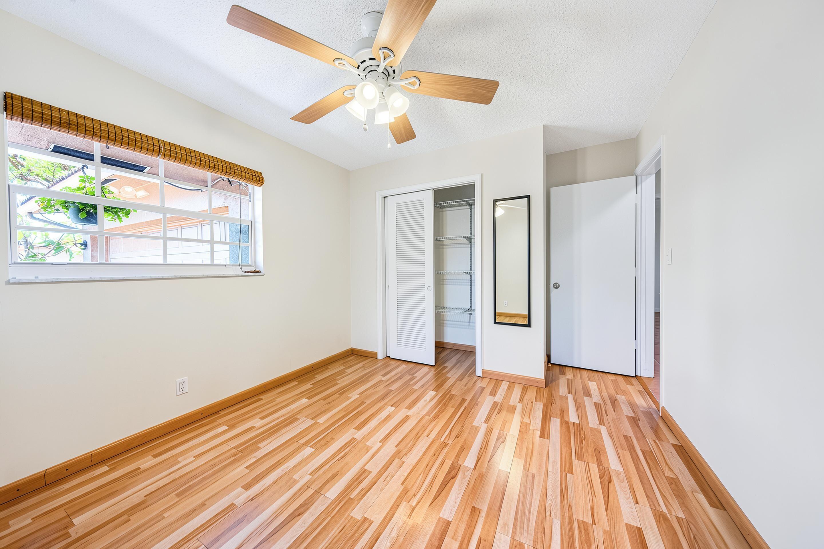 1540 NE 40th St Oakland Park, FL 33334