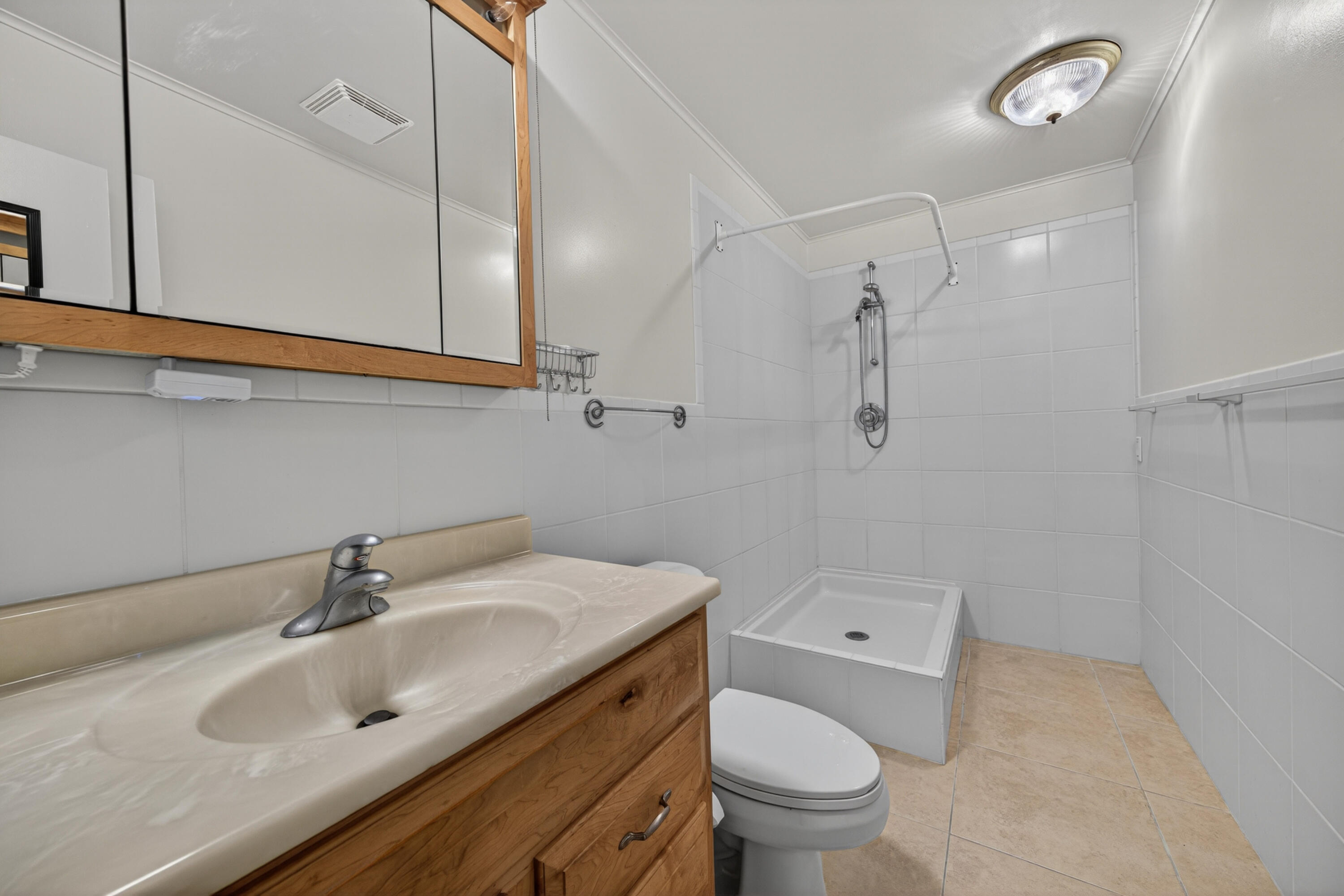 1540 NE 40th St Oakland Park, FL 33334