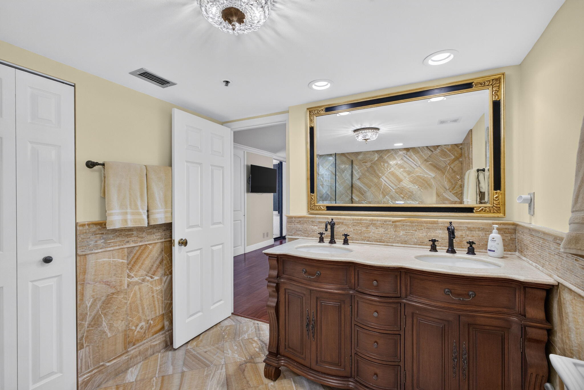 5280 N Ocean Dr #12B Riviera Beach, FL 33404