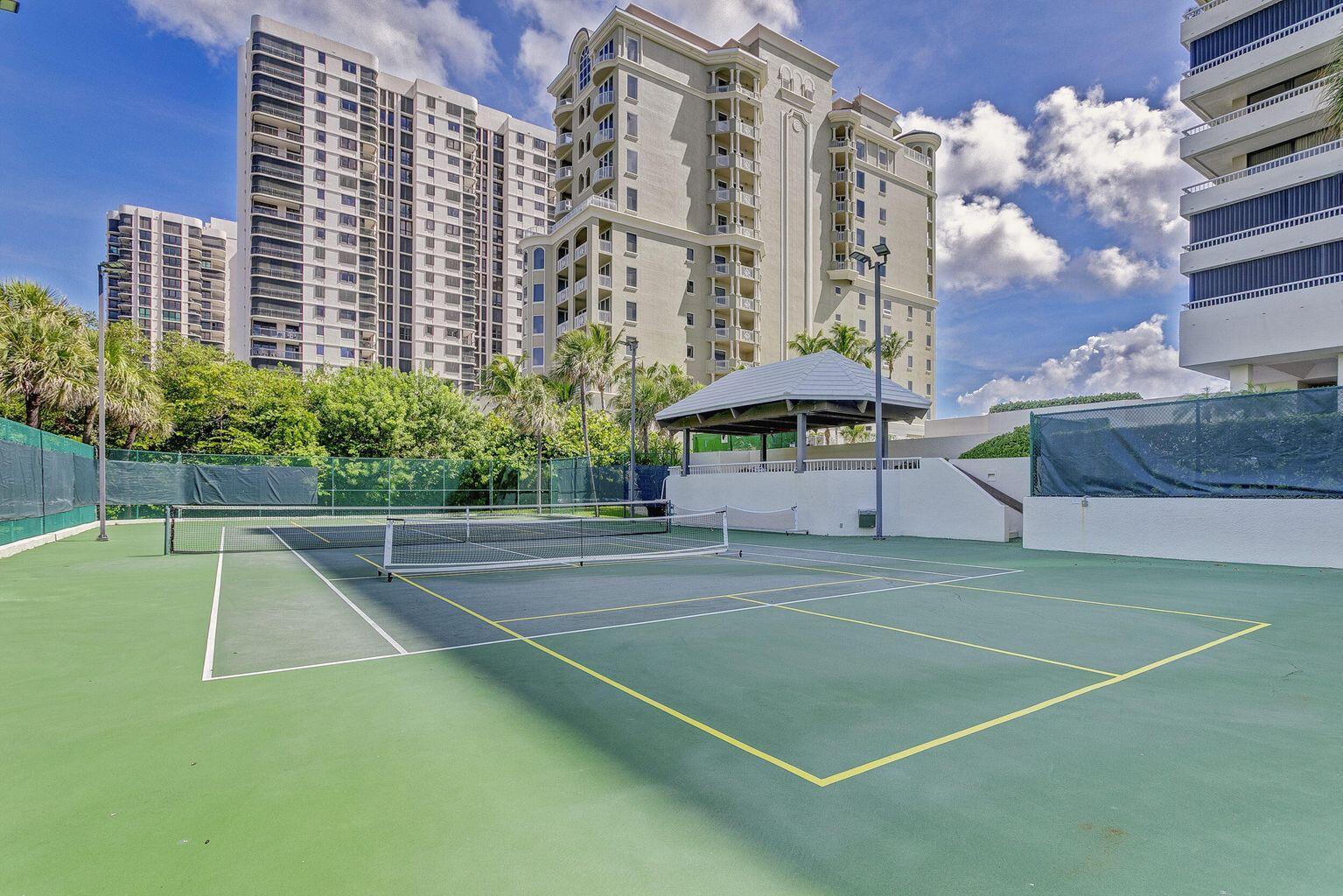 5280 N Ocean Dr #12B Riviera Beach, FL 33404