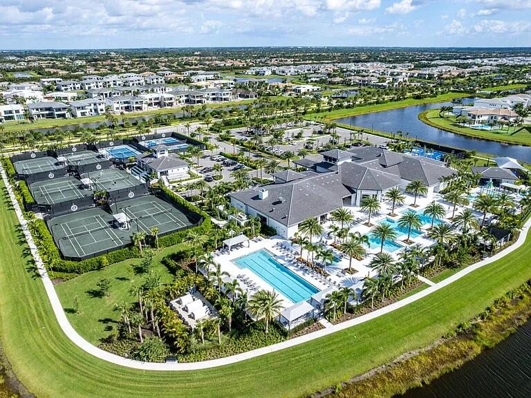 8985 Chauvet Way Boca Raton, FL 33496