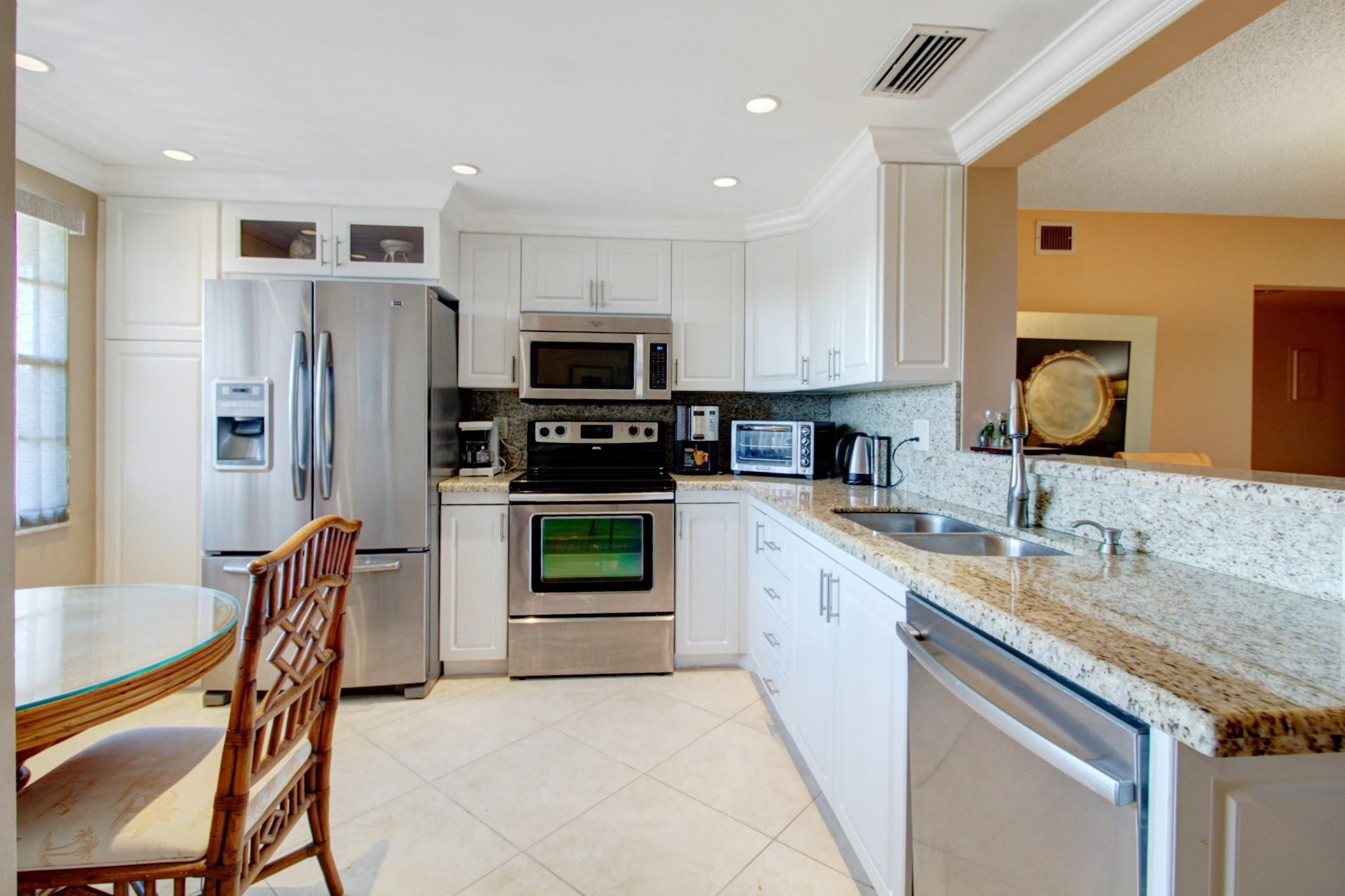 3202 Portofino Pt #E4