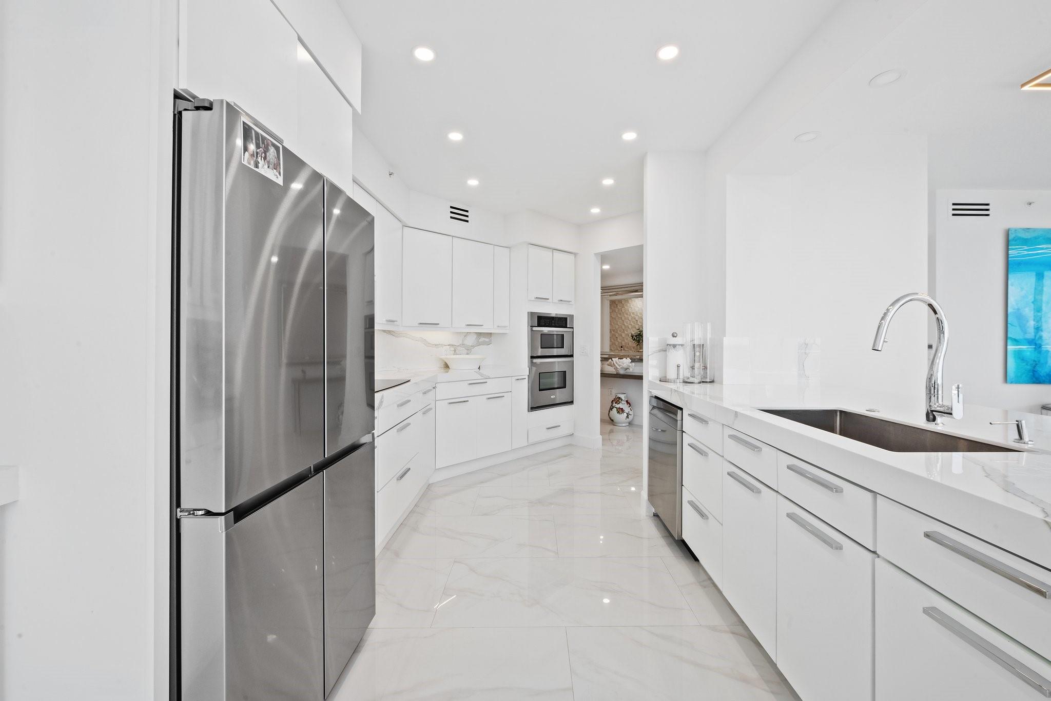 6051 N Ocean Dr #601 Hollywood, FL 33019