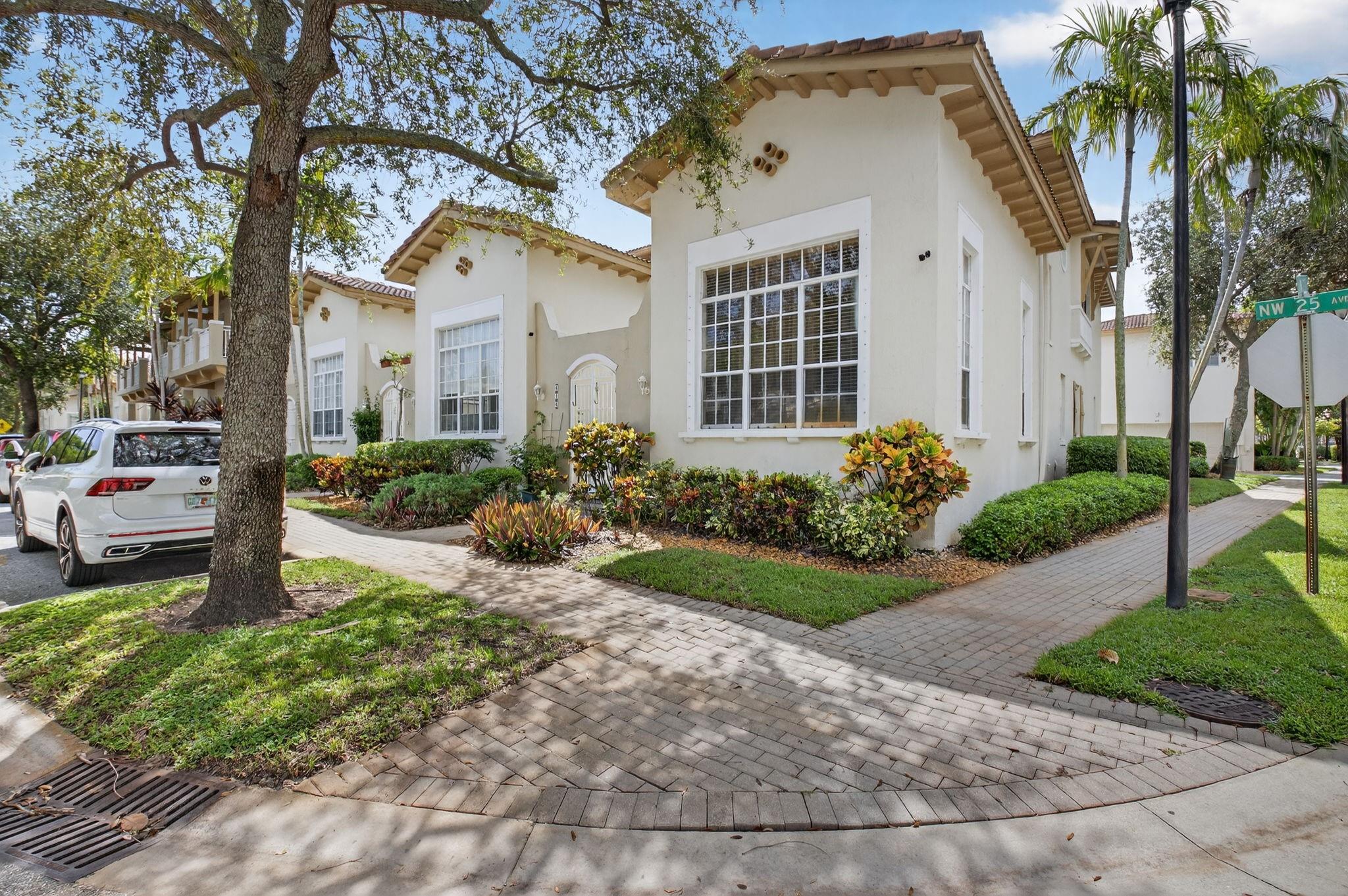 616 NW 25th Ave #616