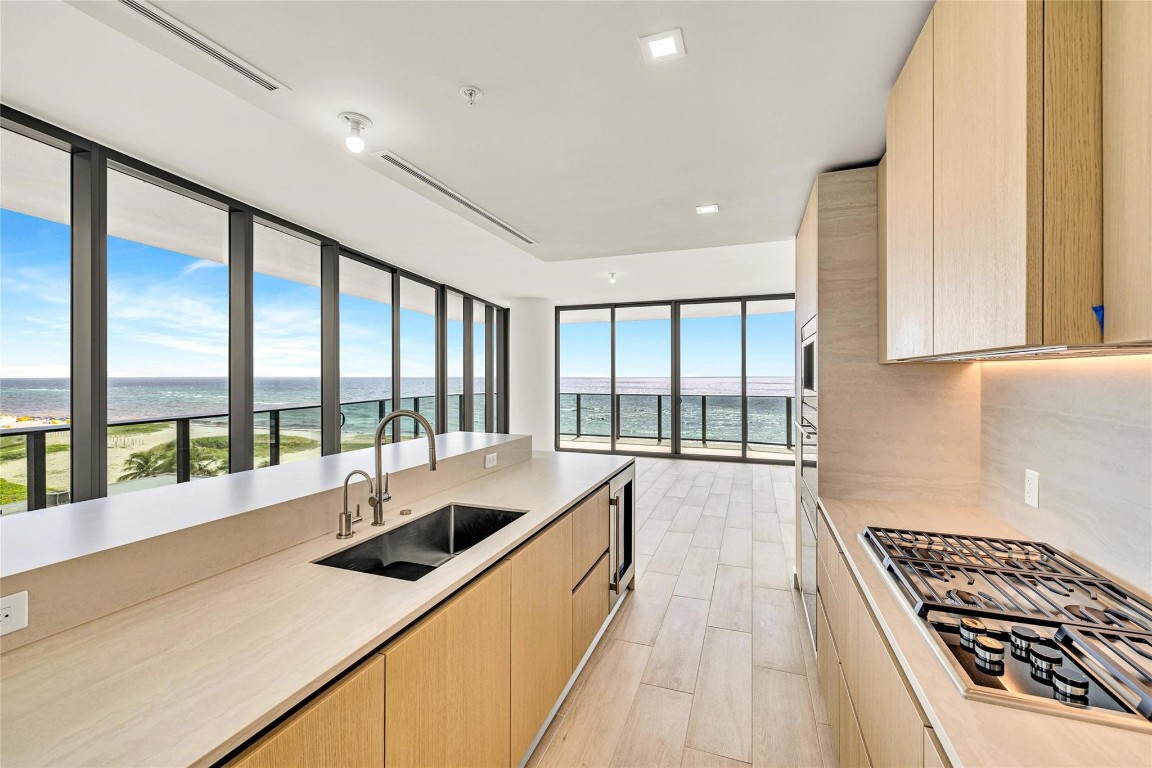 900 N Ocean #606 Pompano Beach, FL 33062