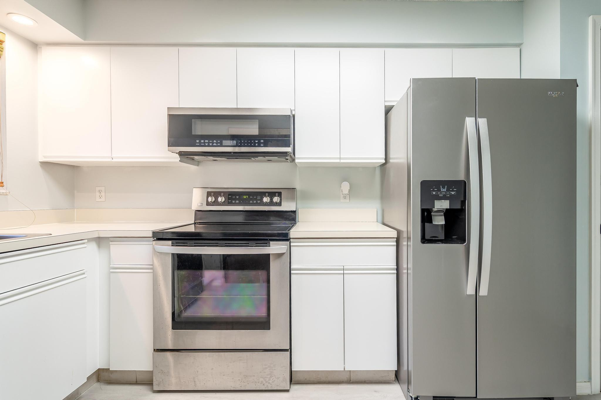 3351 Emerald Oaks Dr #103 Hollywood, FL 33021