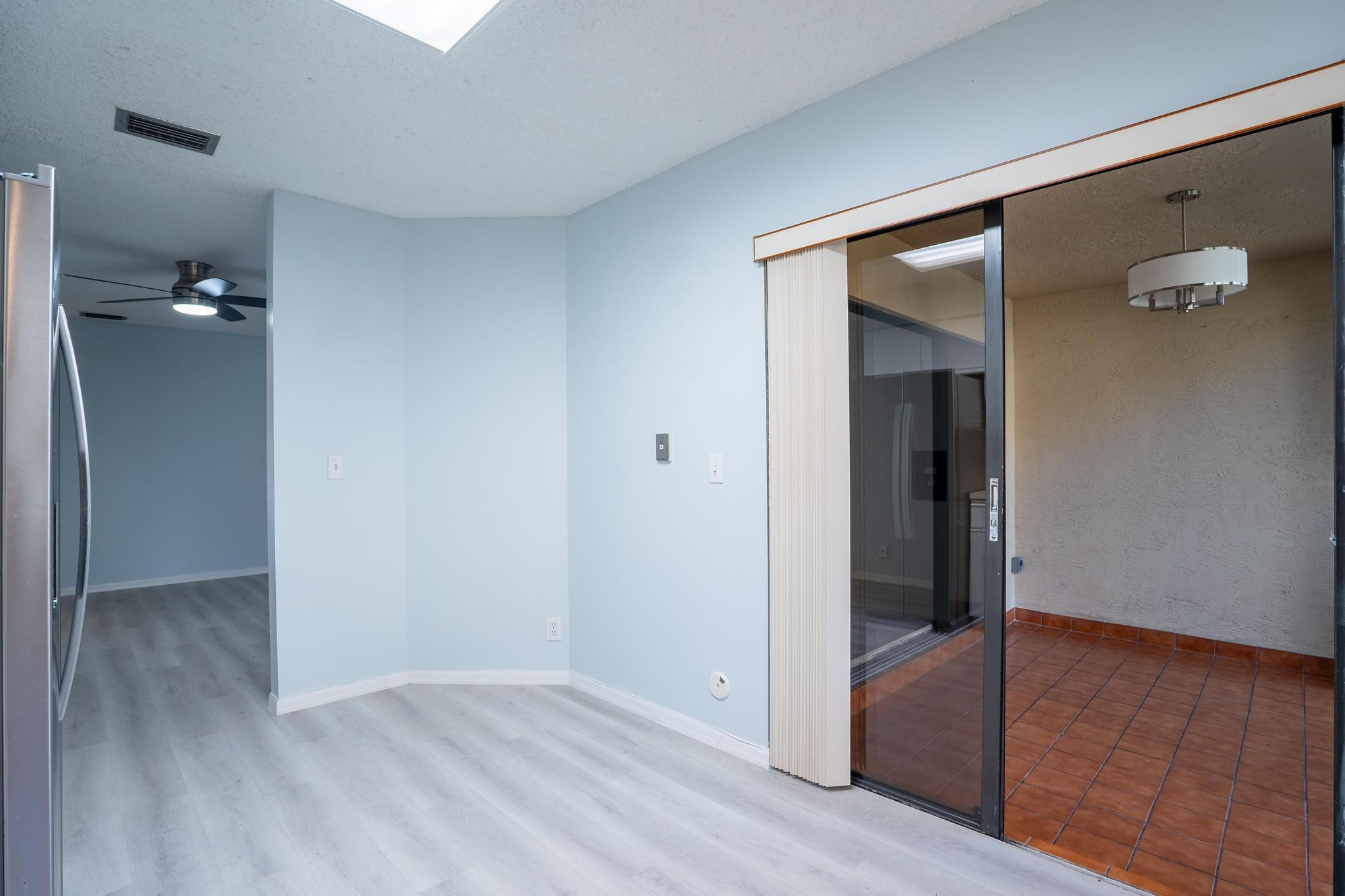 3351 Emerald Oaks Dr #103 Hollywood, FL 33021