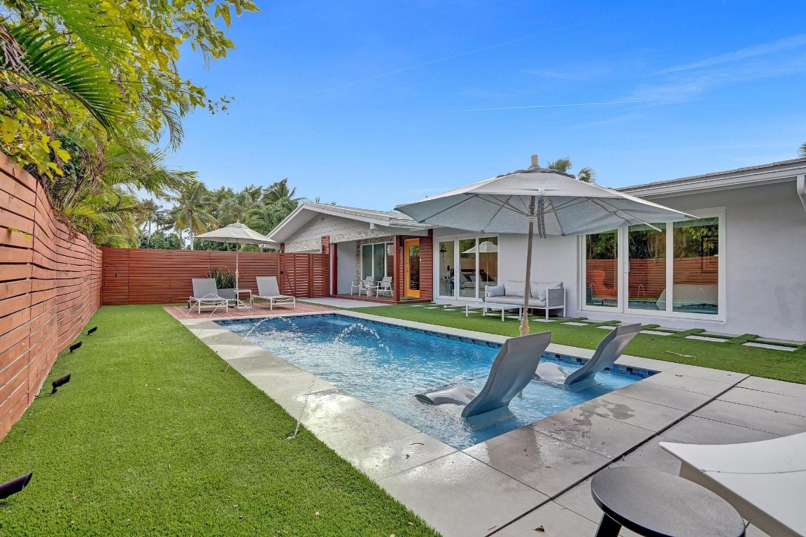 2111 N Ocean Pompano Beach, FL 33062