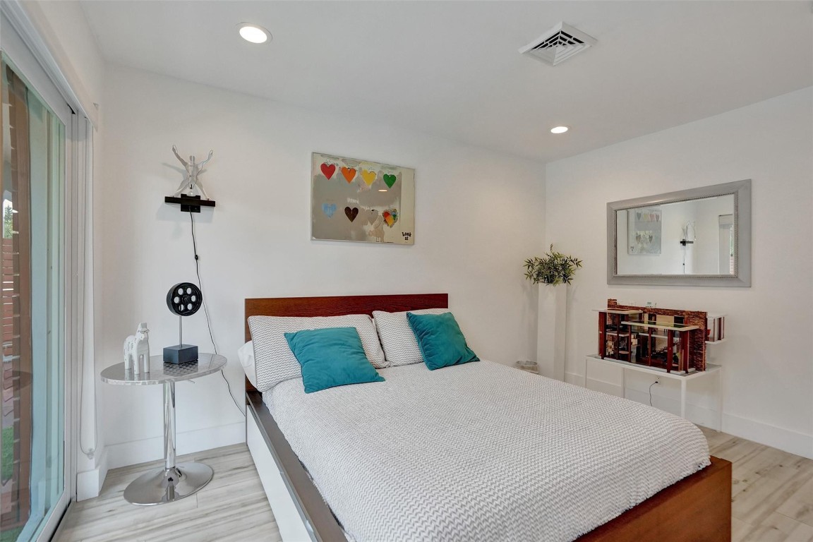 2111 N Ocean Pompano Beach, FL 33062