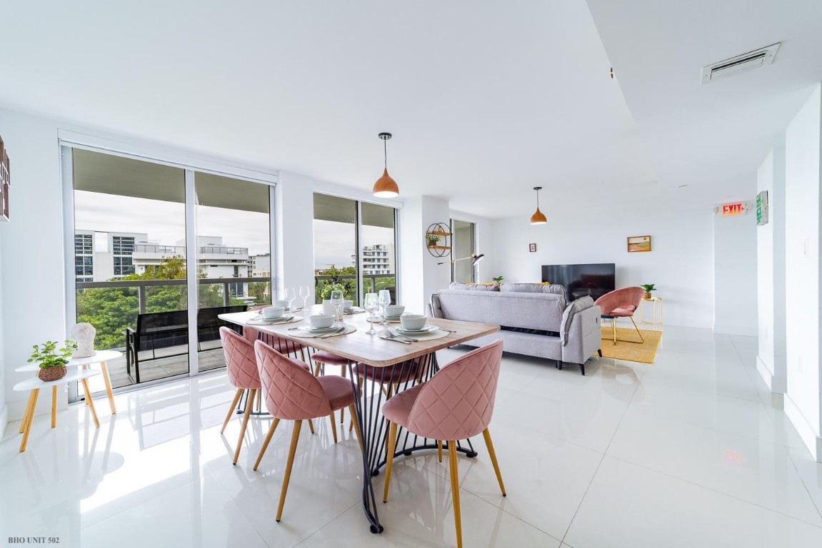 image Bay Harbor One1