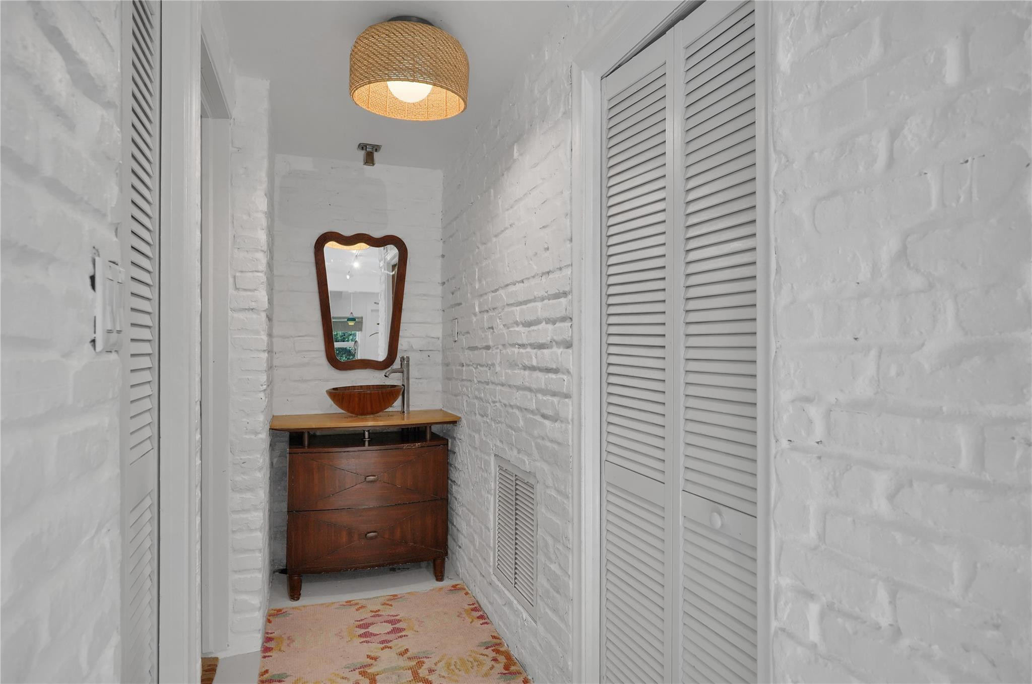 716 SE 7th Fort Lauderdale, FL 33301