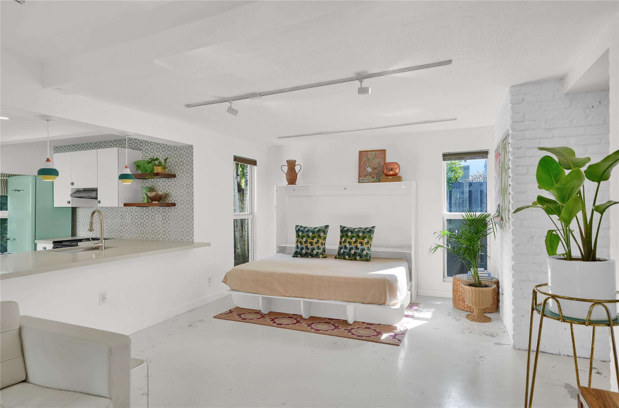 716 SE 7th Fort Lauderdale, FL 33301