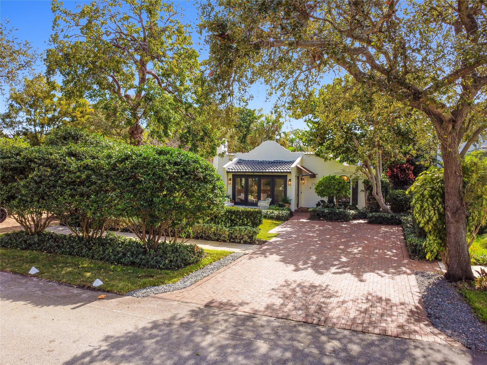 716 SE 7th Fort Lauderdale, FL 33301