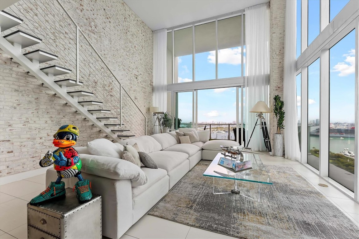 image Ten Museum Park9