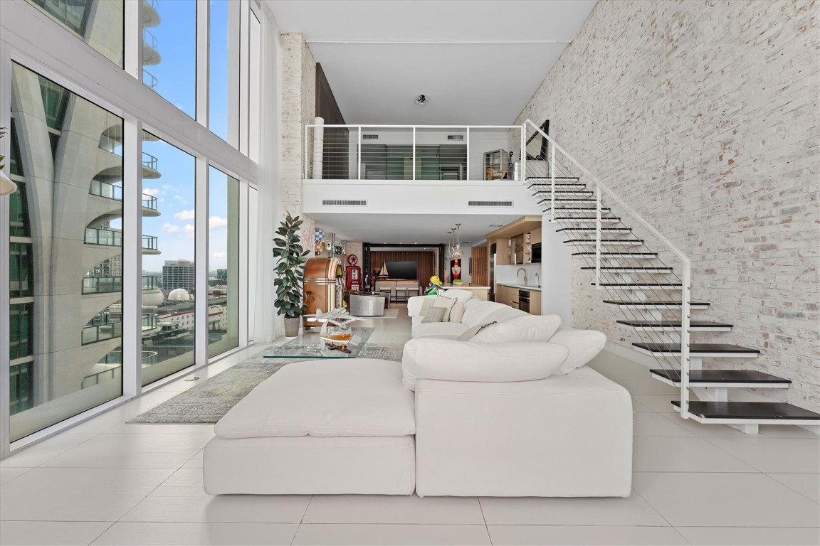 image Ten Museum Park10