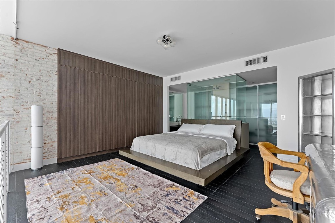 image Ten Museum Park1