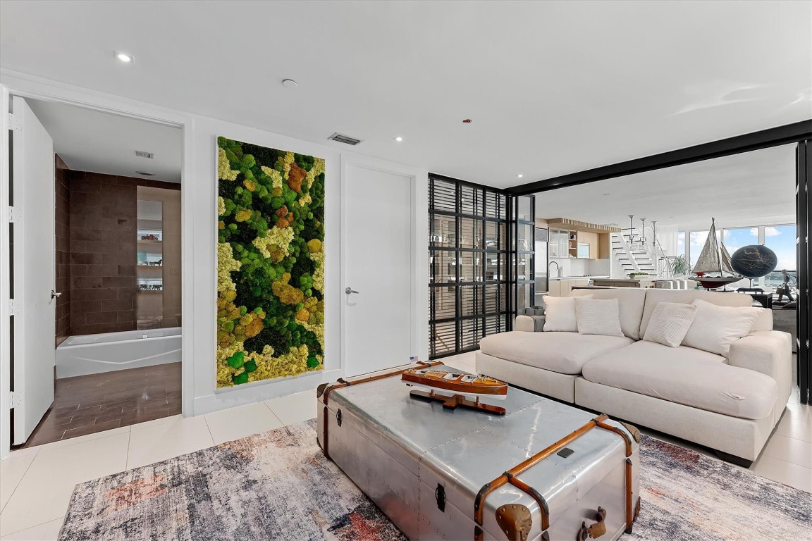 image Ten Museum Park20