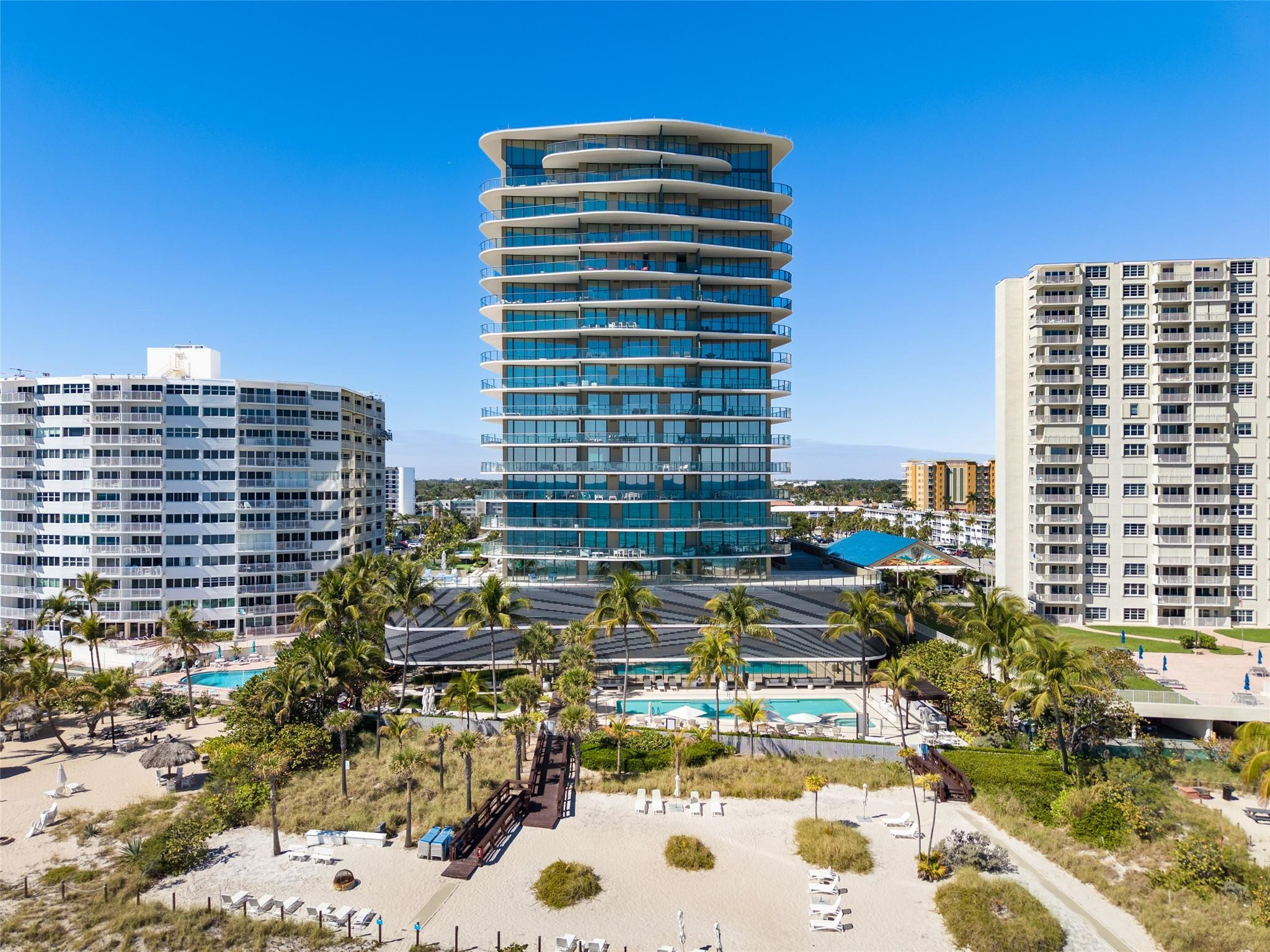 730 N Ocean #1502 Pompano Beach, FL 33062