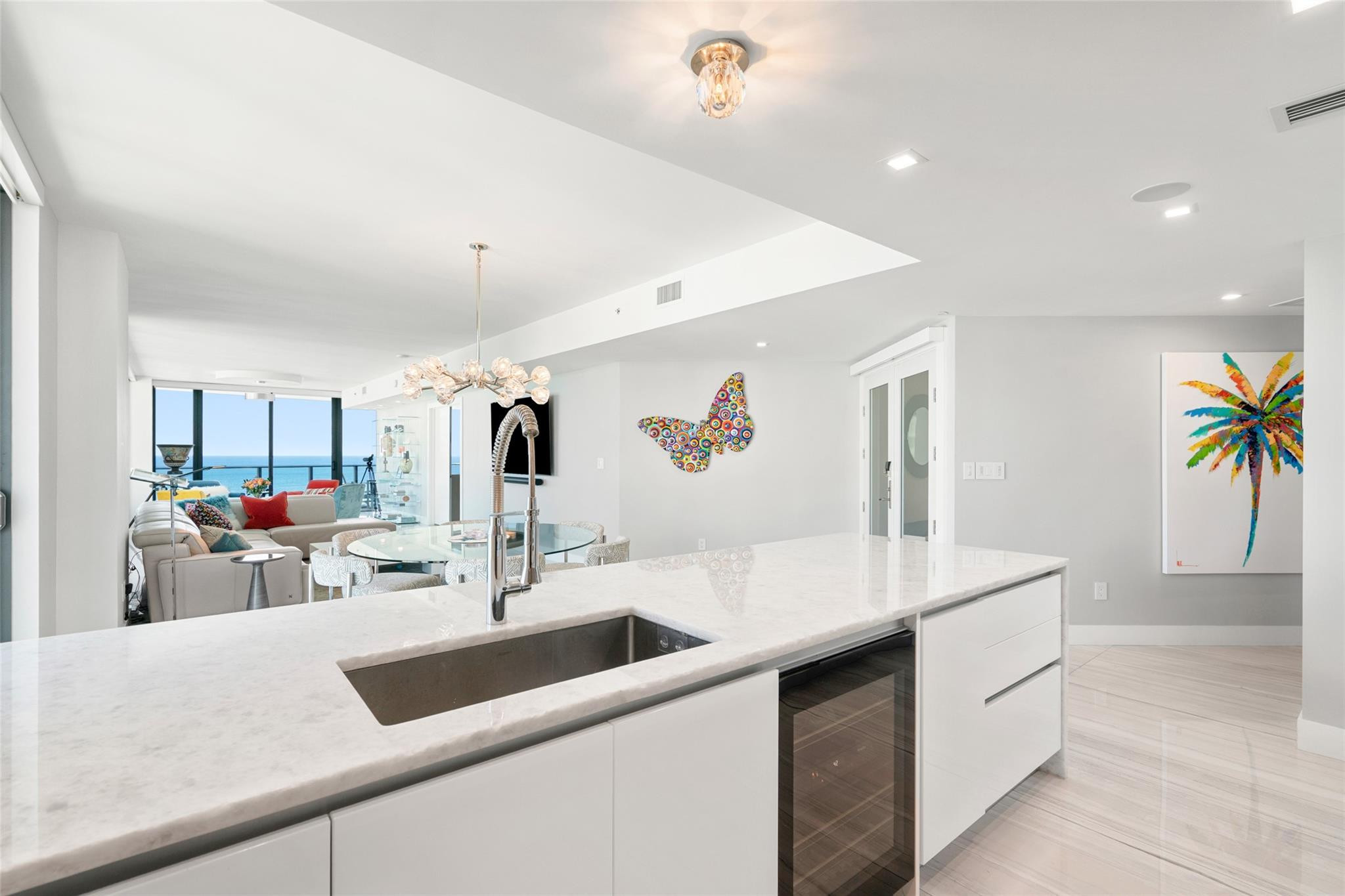 730 N Ocean #1502 Pompano Beach, FL 33062