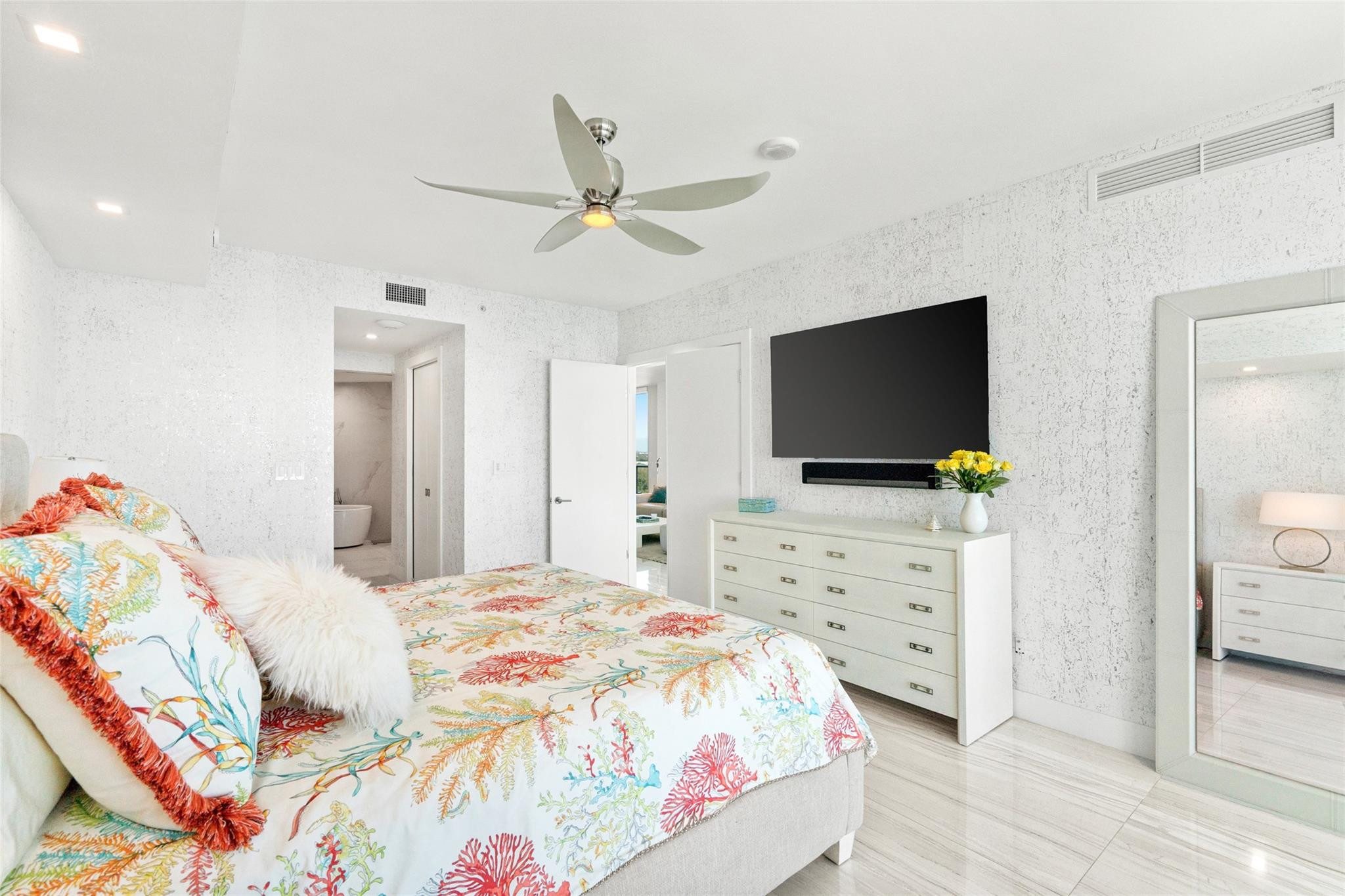 730 N Ocean #1502 Pompano Beach, FL 33062