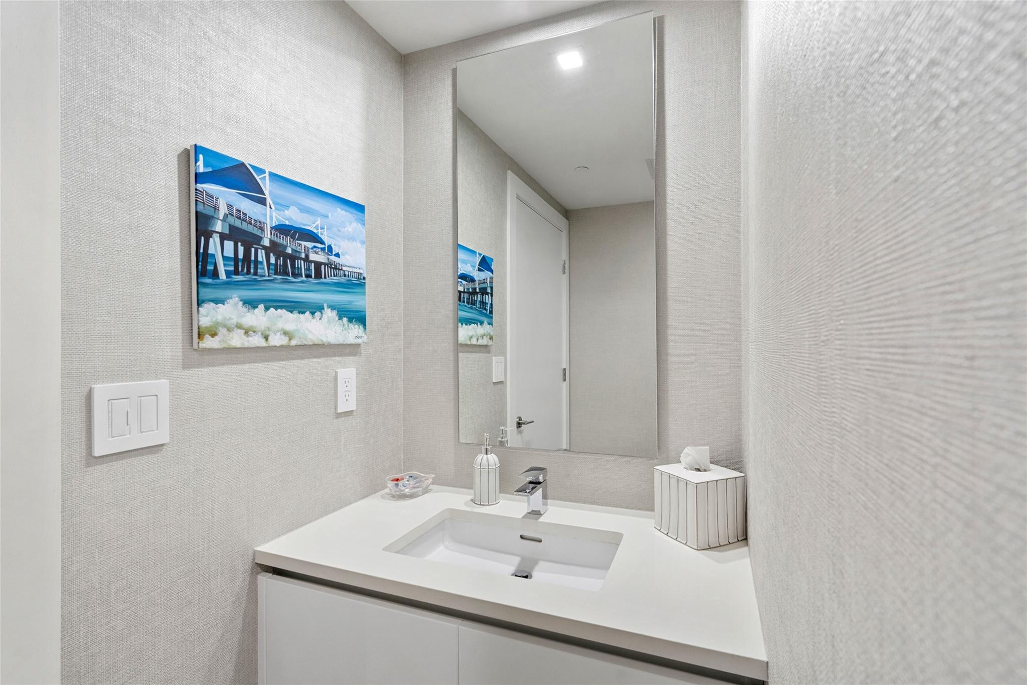 730 N Ocean #1502 Pompano Beach, FL 33062