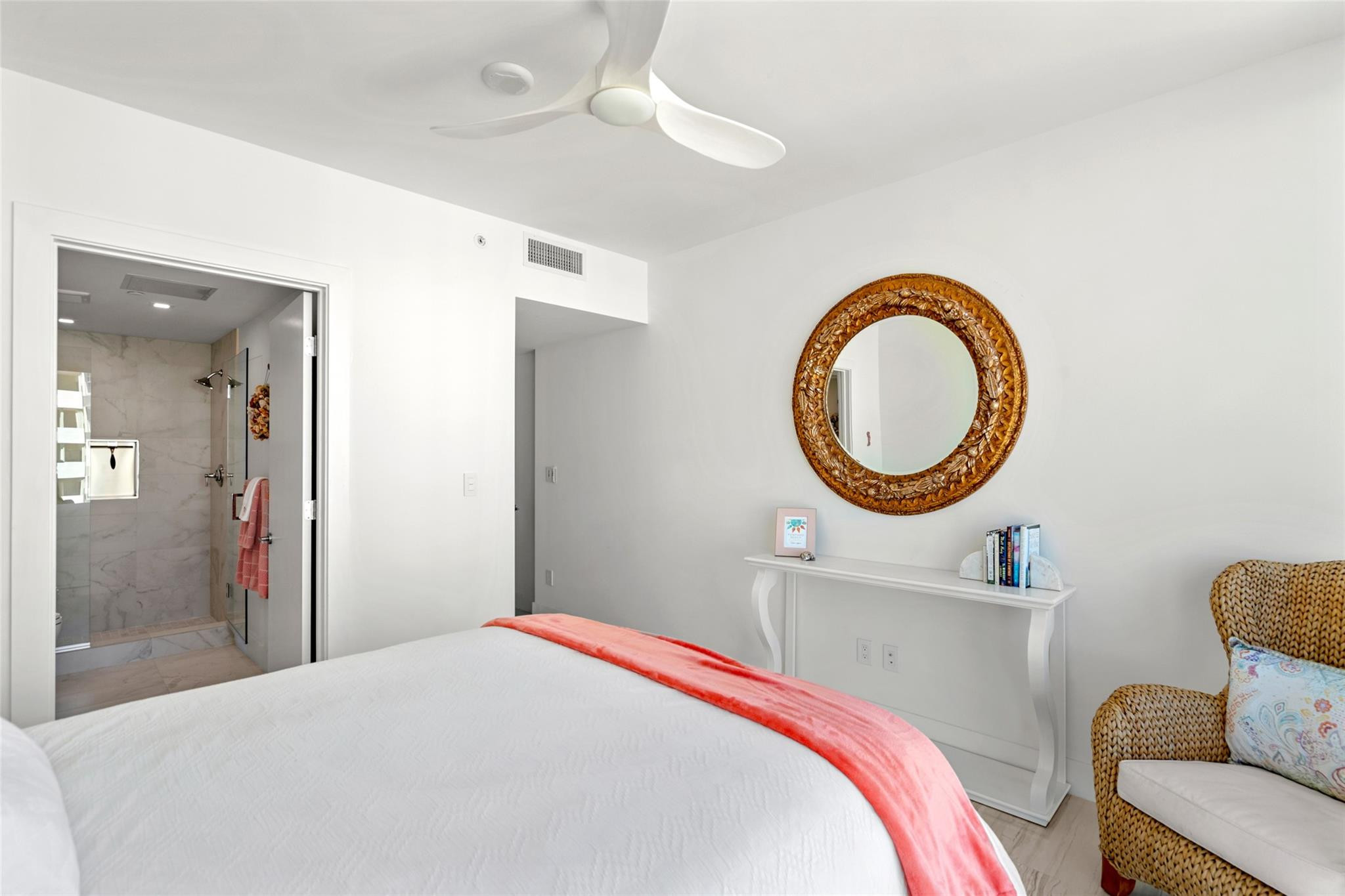 730 N Ocean #1502 Pompano Beach, FL 33062