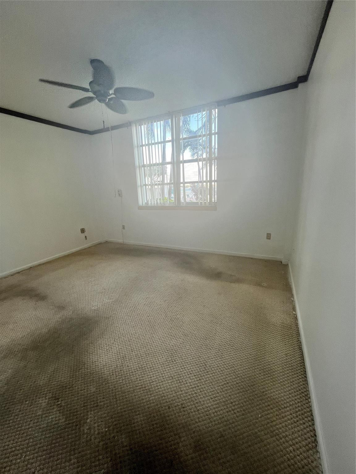 2841 NE 163rd #102 North Miami Beach, FL 33160