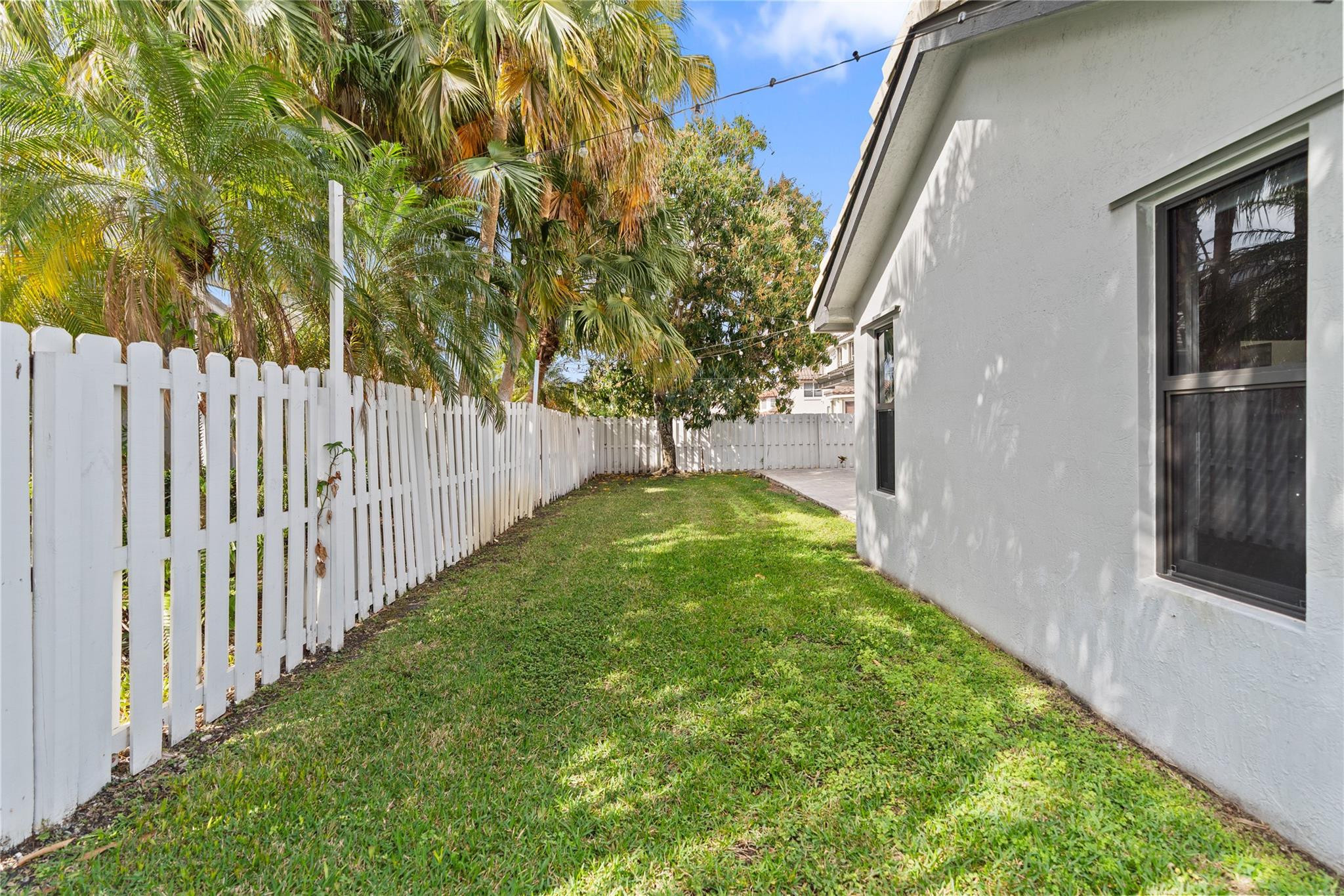 17870 SW 4th Pembroke Pines, FL 33029