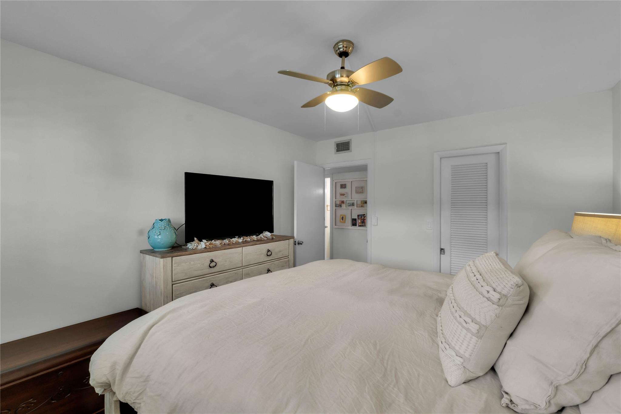 1000 River Reach #302 Fort Lauderdale, FL 33315