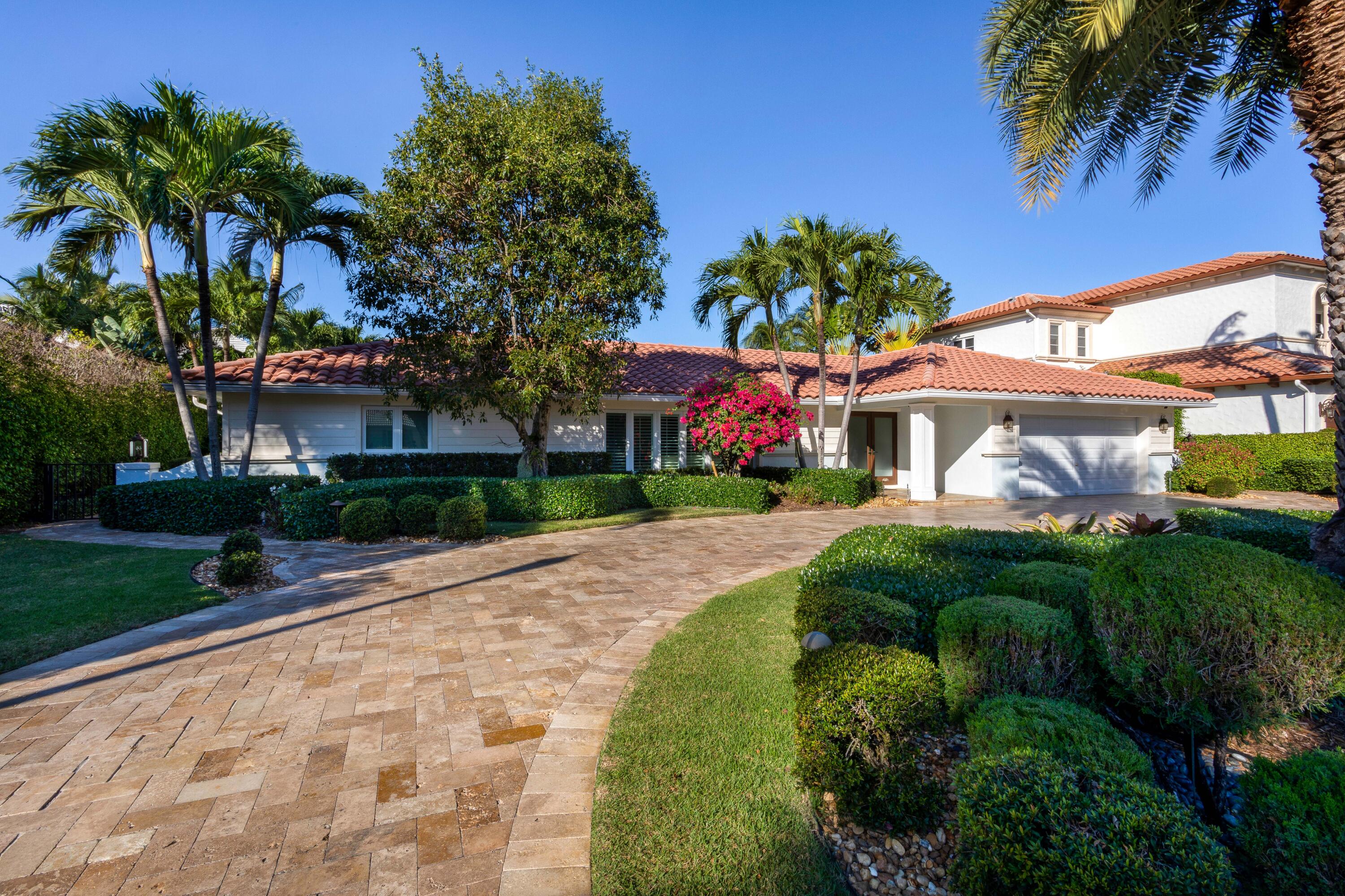 2255 Date Palm Road