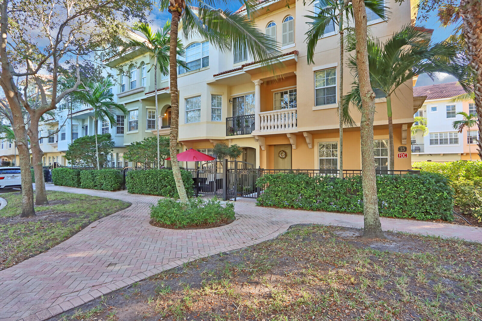 2422 San Pietro Circle