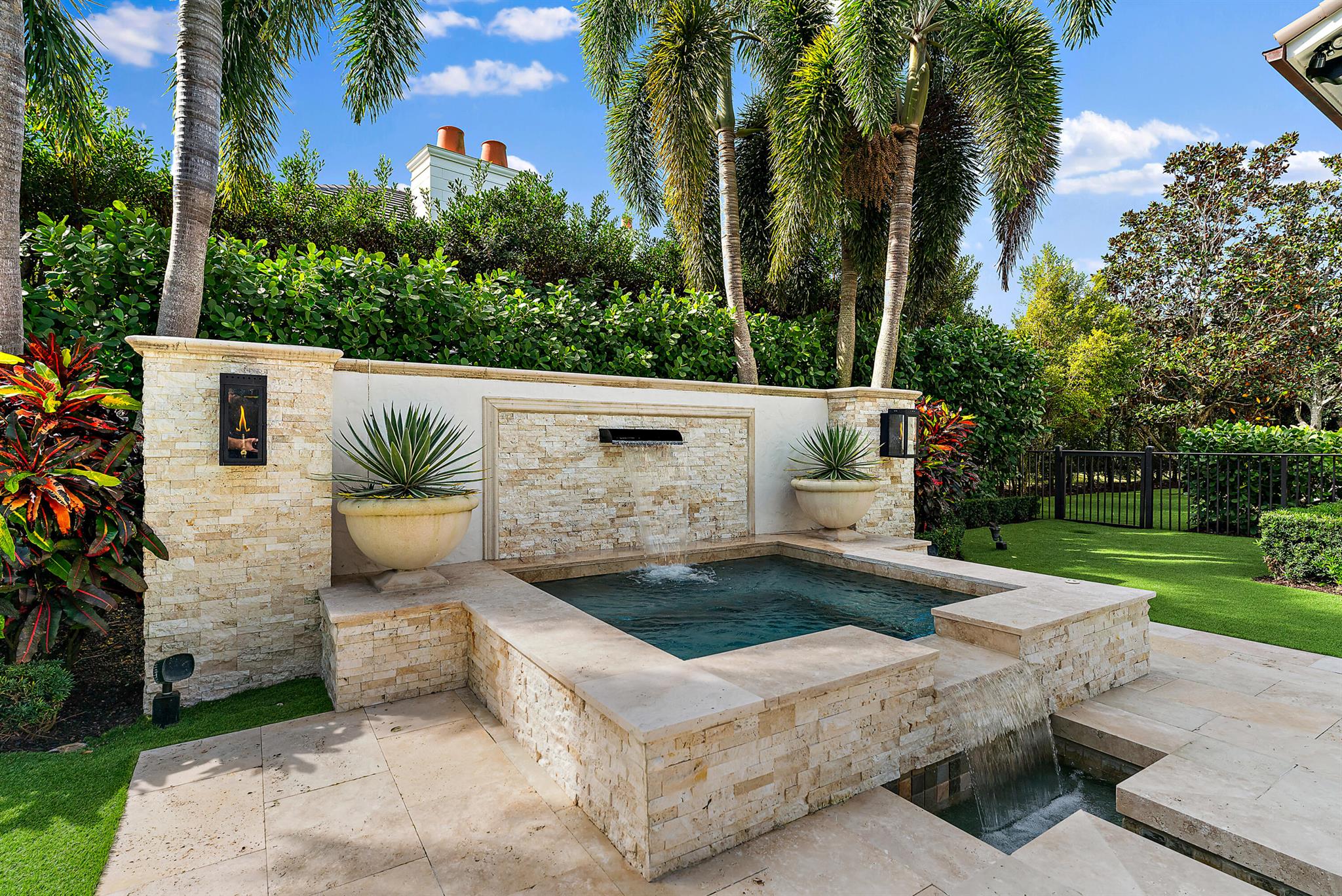 135 W Bears Clb Dr Jupiter, FL 33477