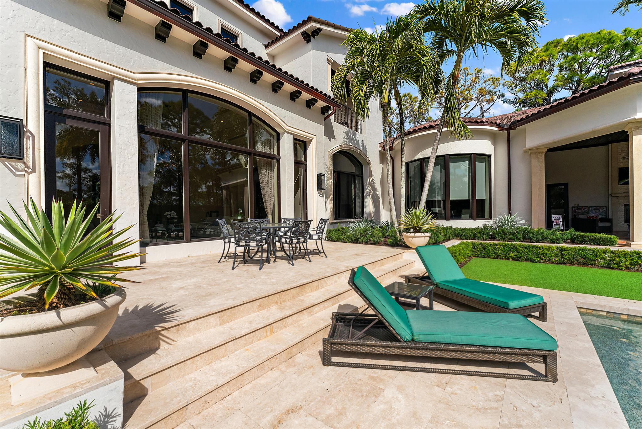 135 W Bears Clb Dr Jupiter, FL 33477