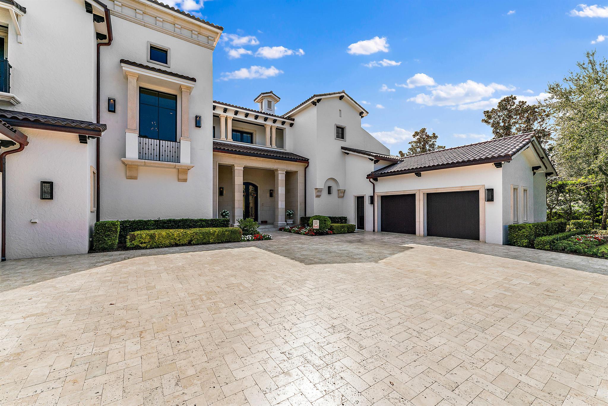 135 W Bears Clb Dr Jupiter, FL 33477