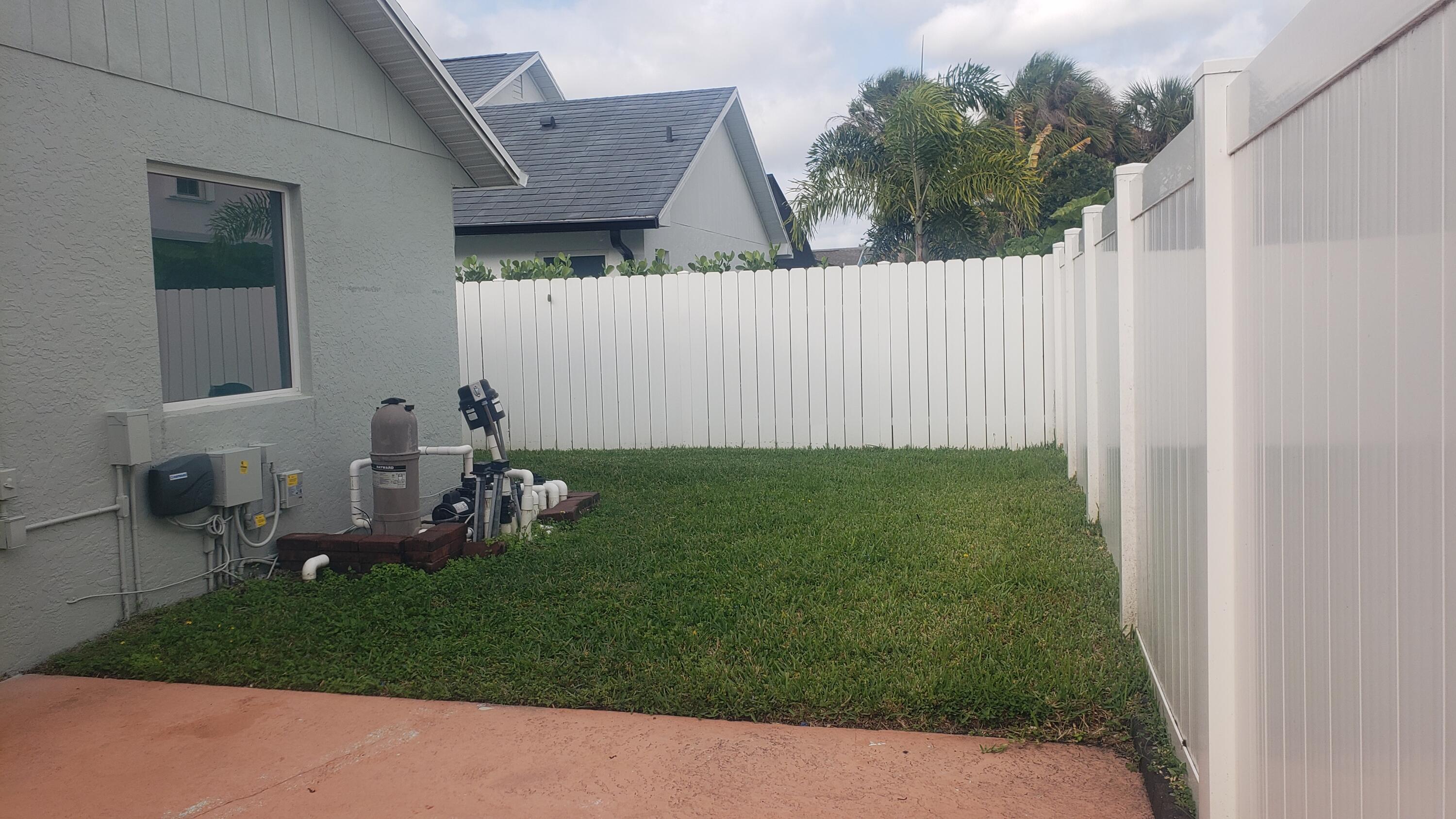 6261 Pompano St Jupiter, FL 33458